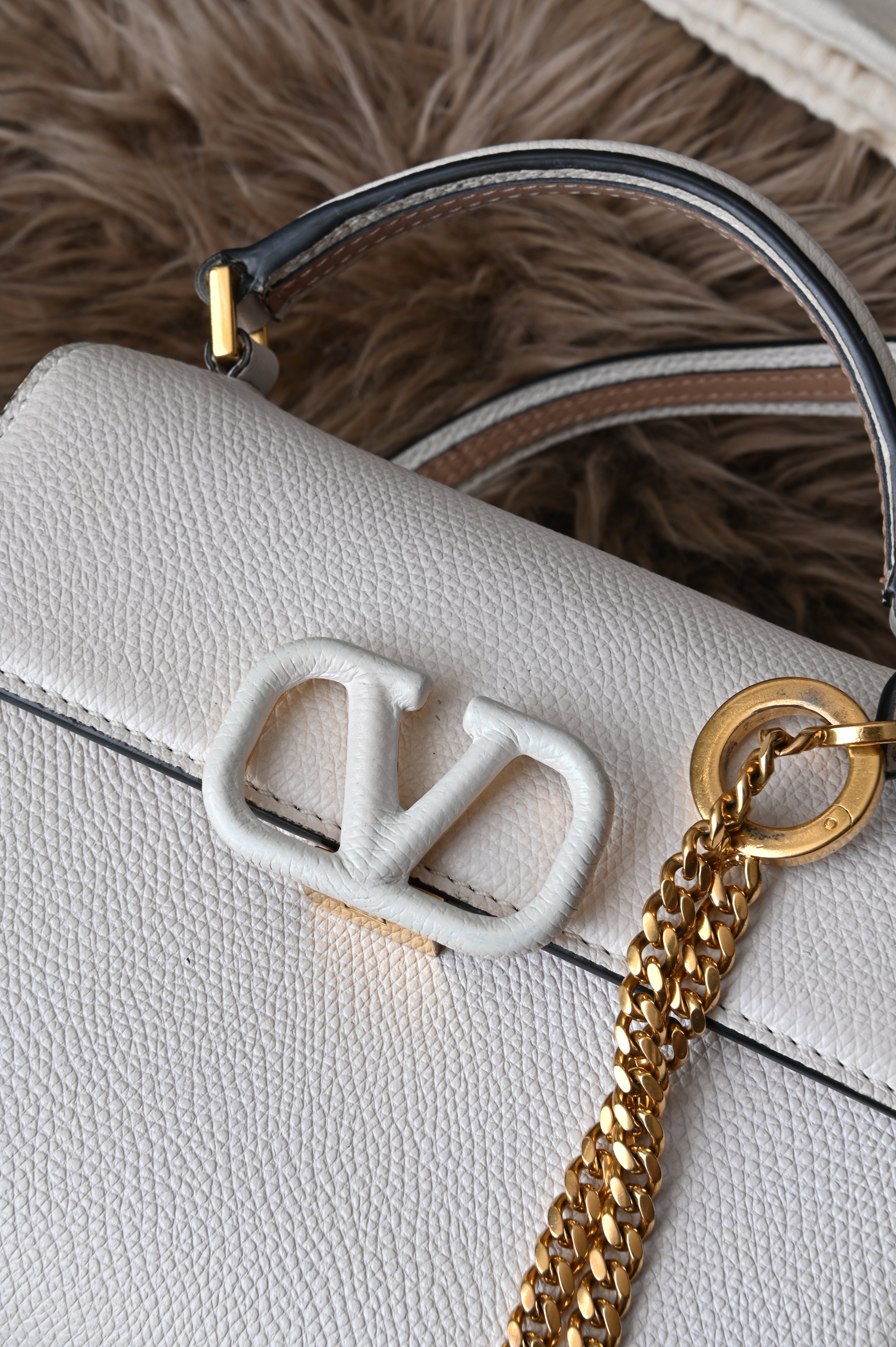 Valentino Garavani small top handle bag off-white