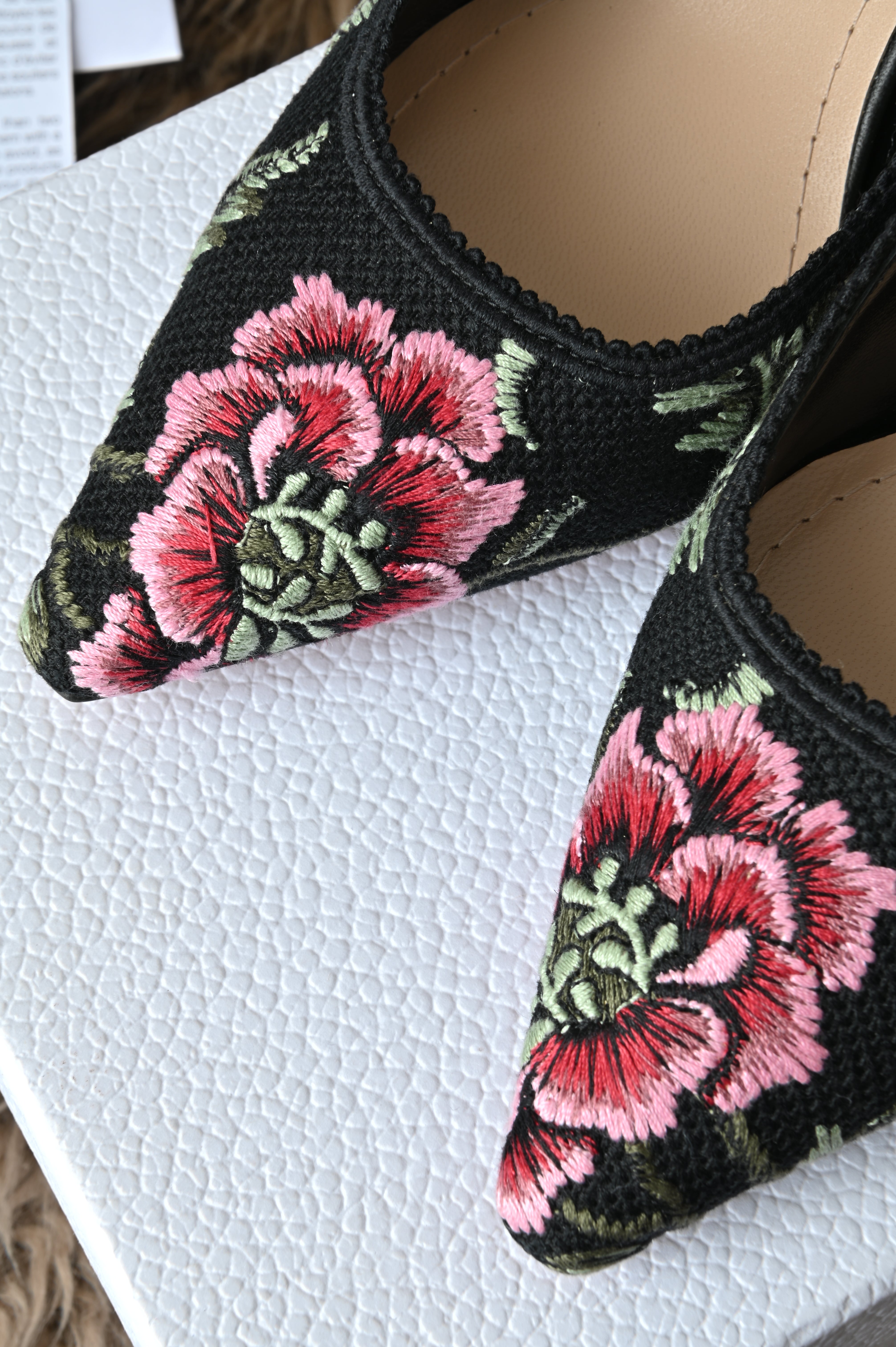 Christian Dior floral embroidered slingback