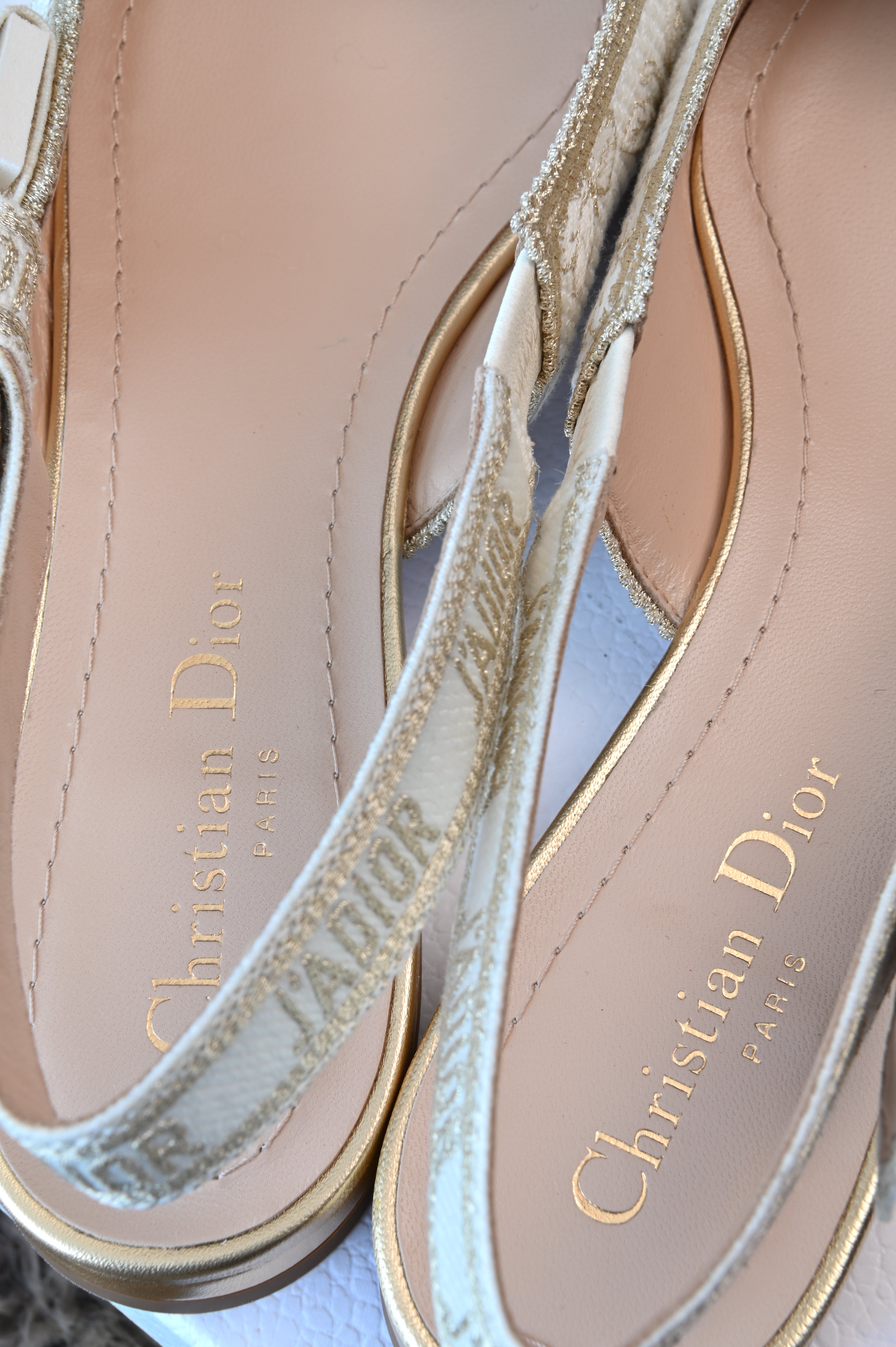 Christian Dior White Flower Pattern Flats