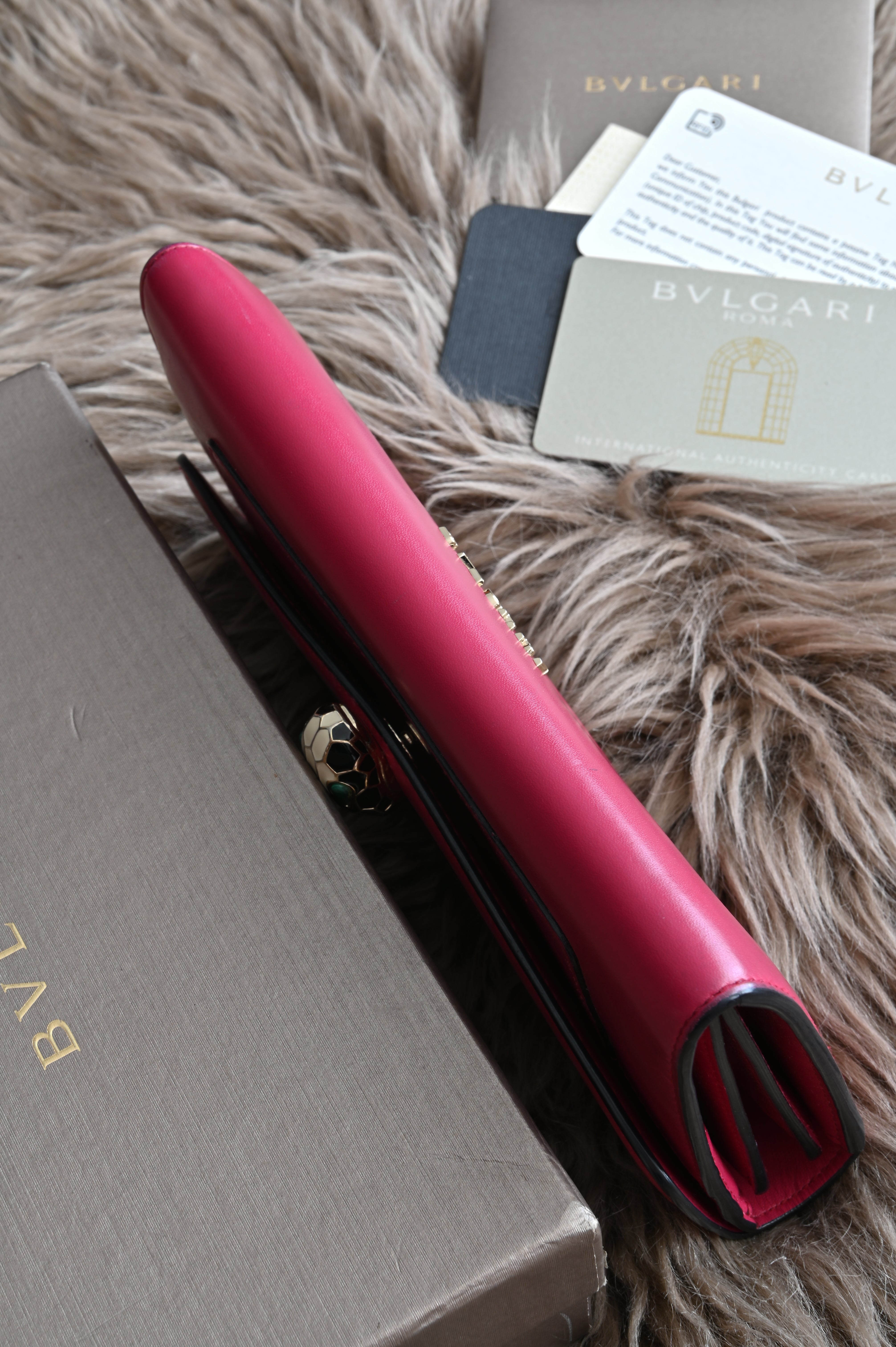 Bvlgari Serpenti long wallet in pink
