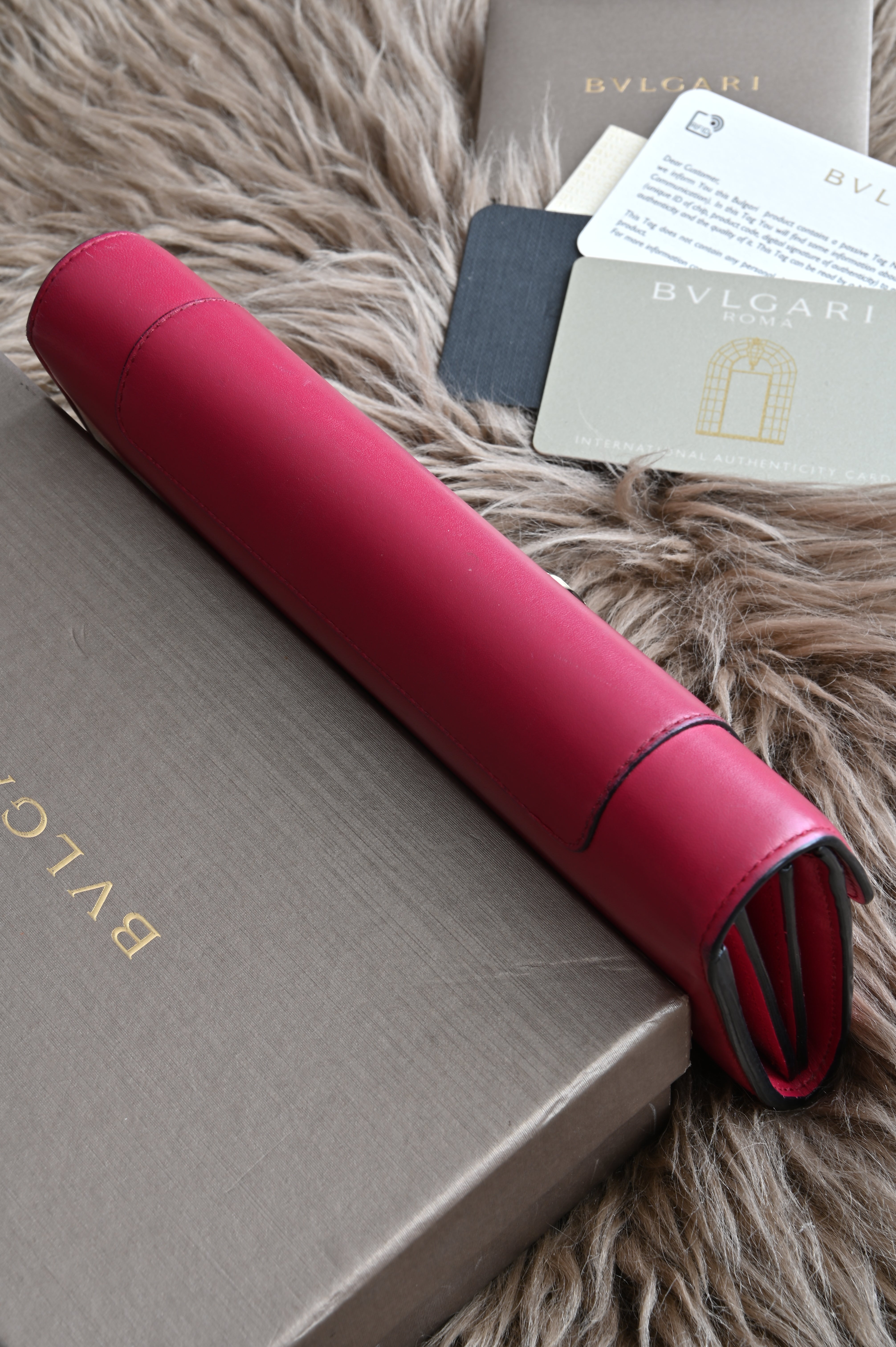 Bvlgari Serpenti long wallet in pink