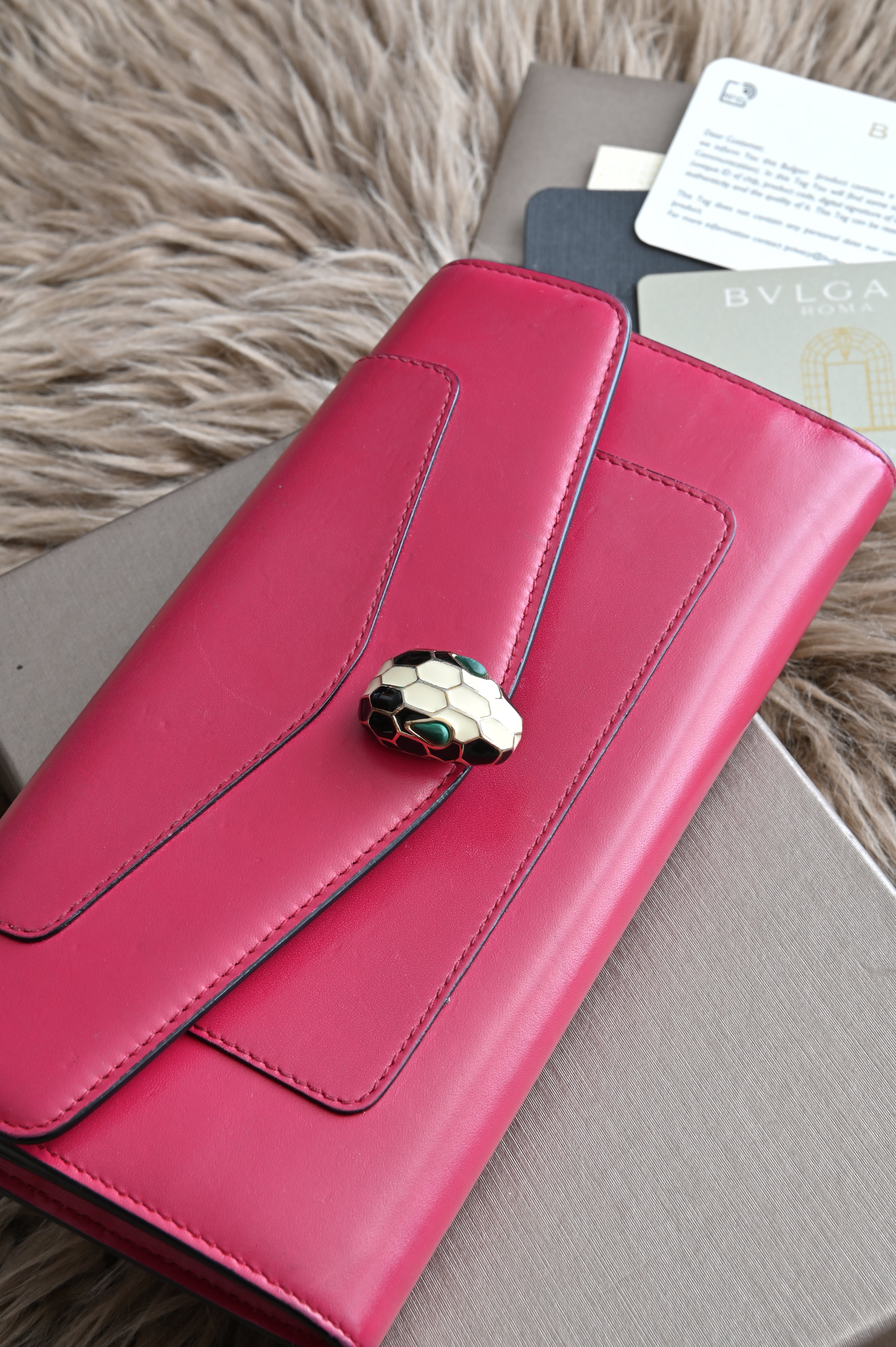 Bvlgari Serpenti long wallet in pink