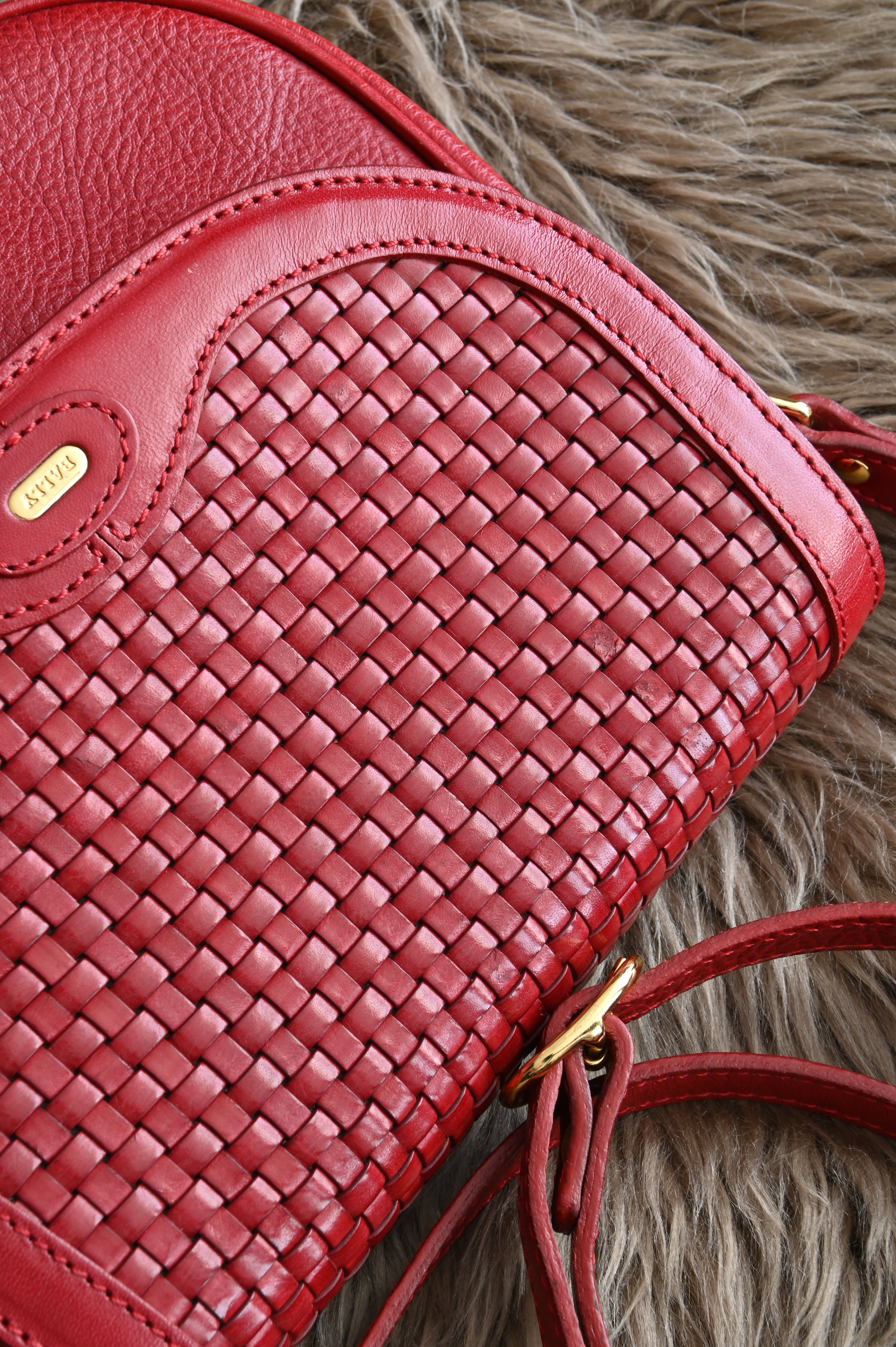 Bally Vintage Crossbody woven flap bag in red