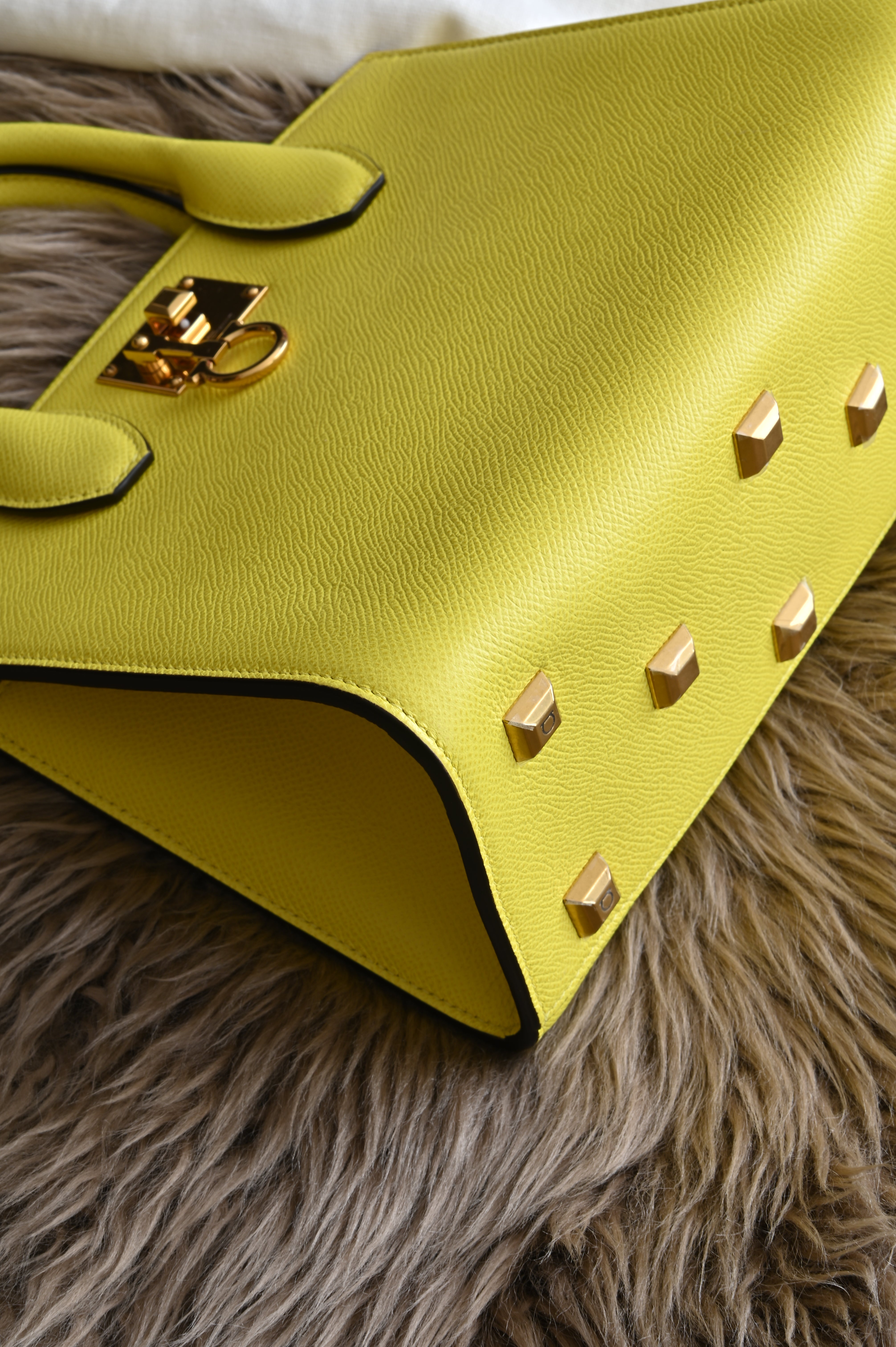 Salvatore Ferragamo Studio Box in Yellow