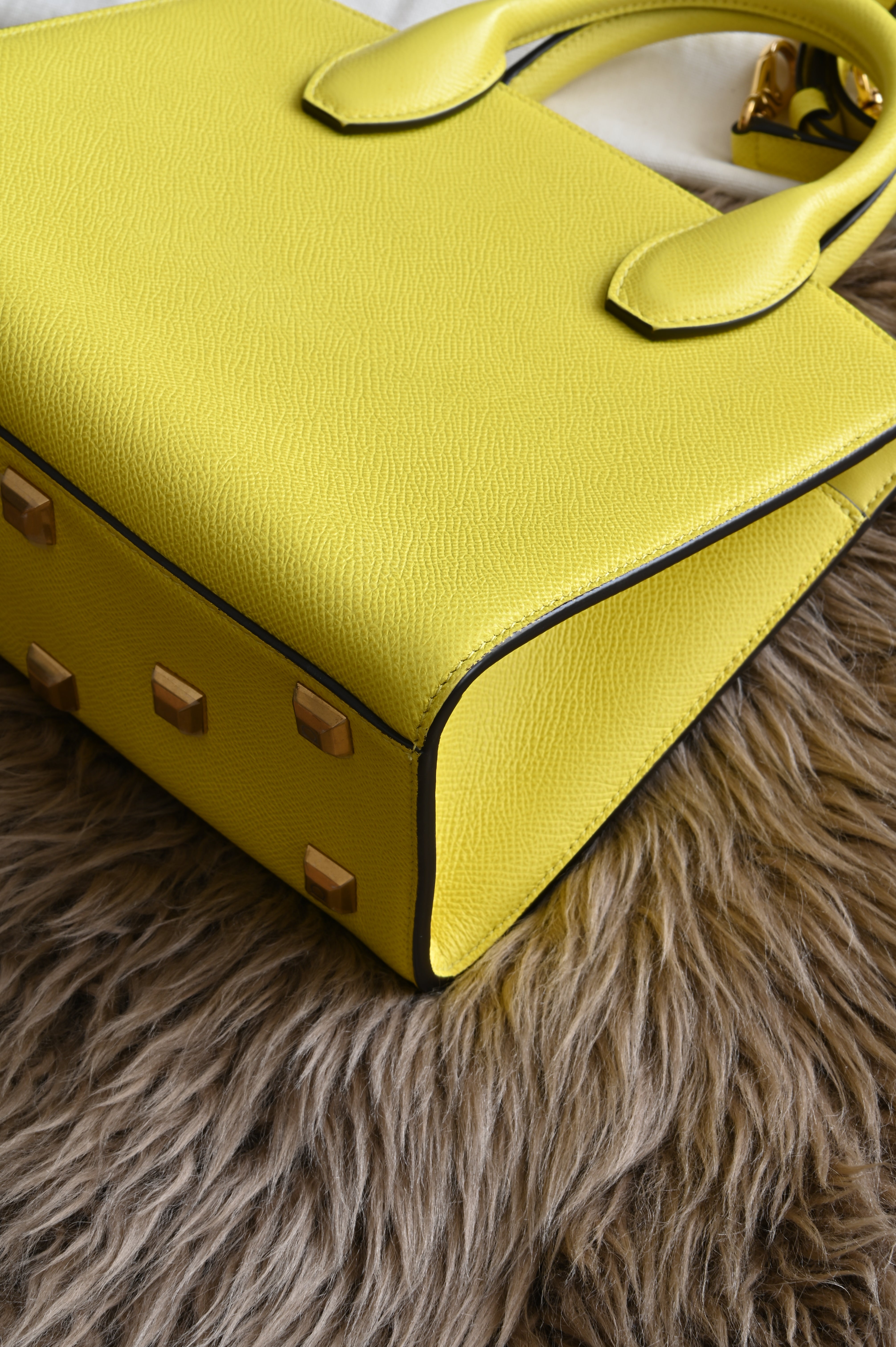 Salvatore Ferragamo Studio Box in Yellow