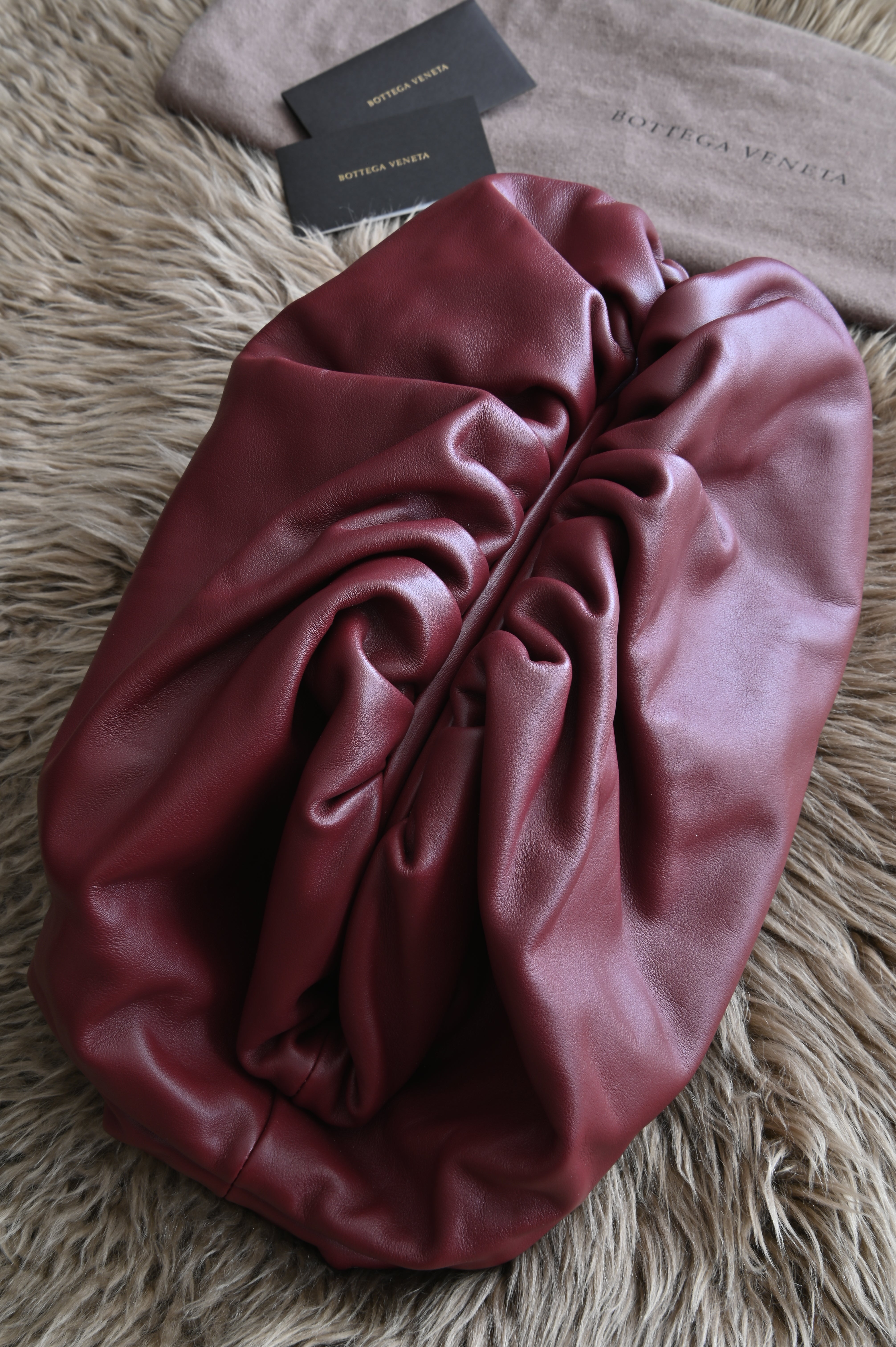 Bottega Veneta Teen Pouch Clutch bag in burgundy