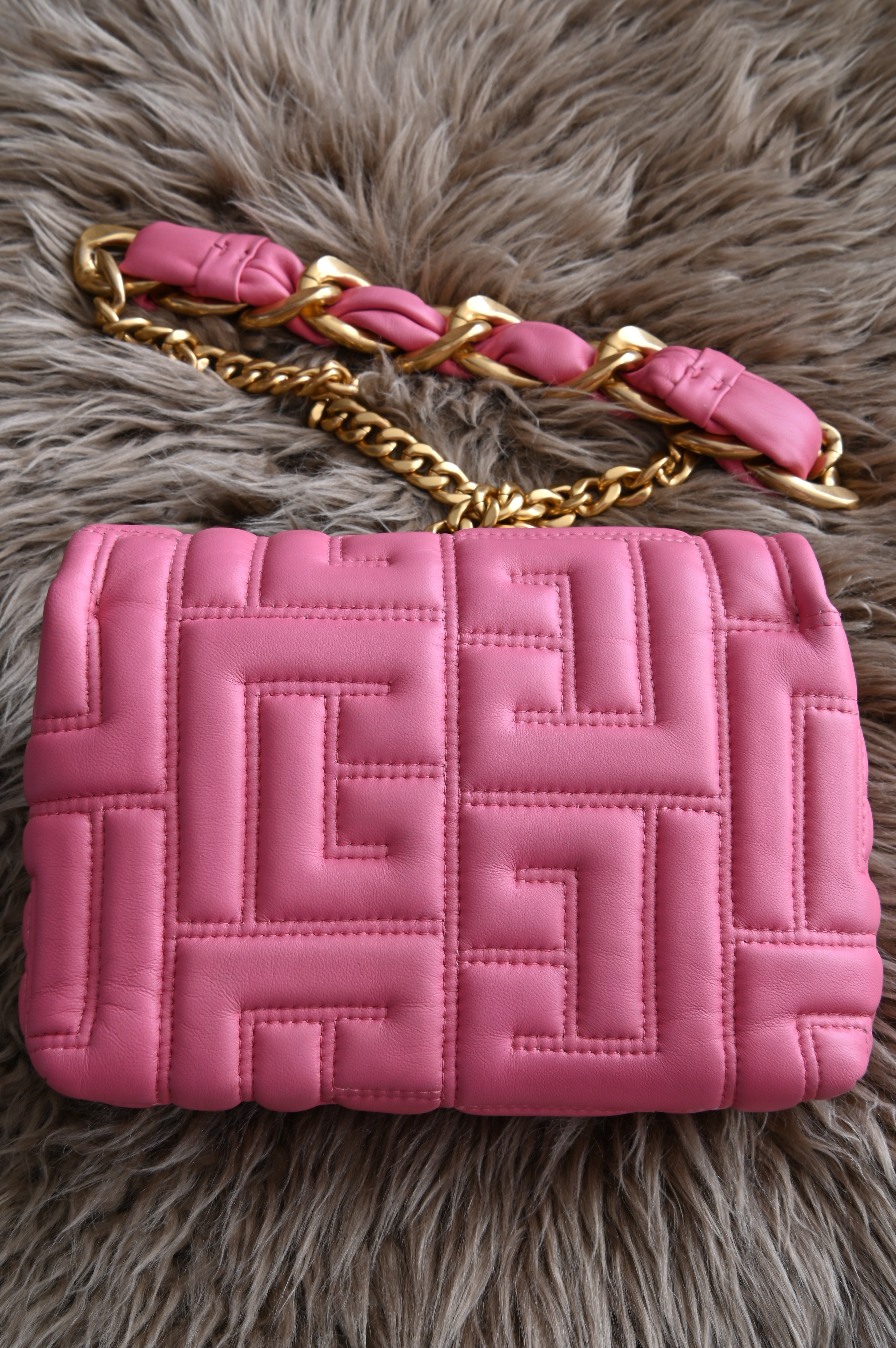 Balmain 1945 Quilted Leather crossbody bag in pink