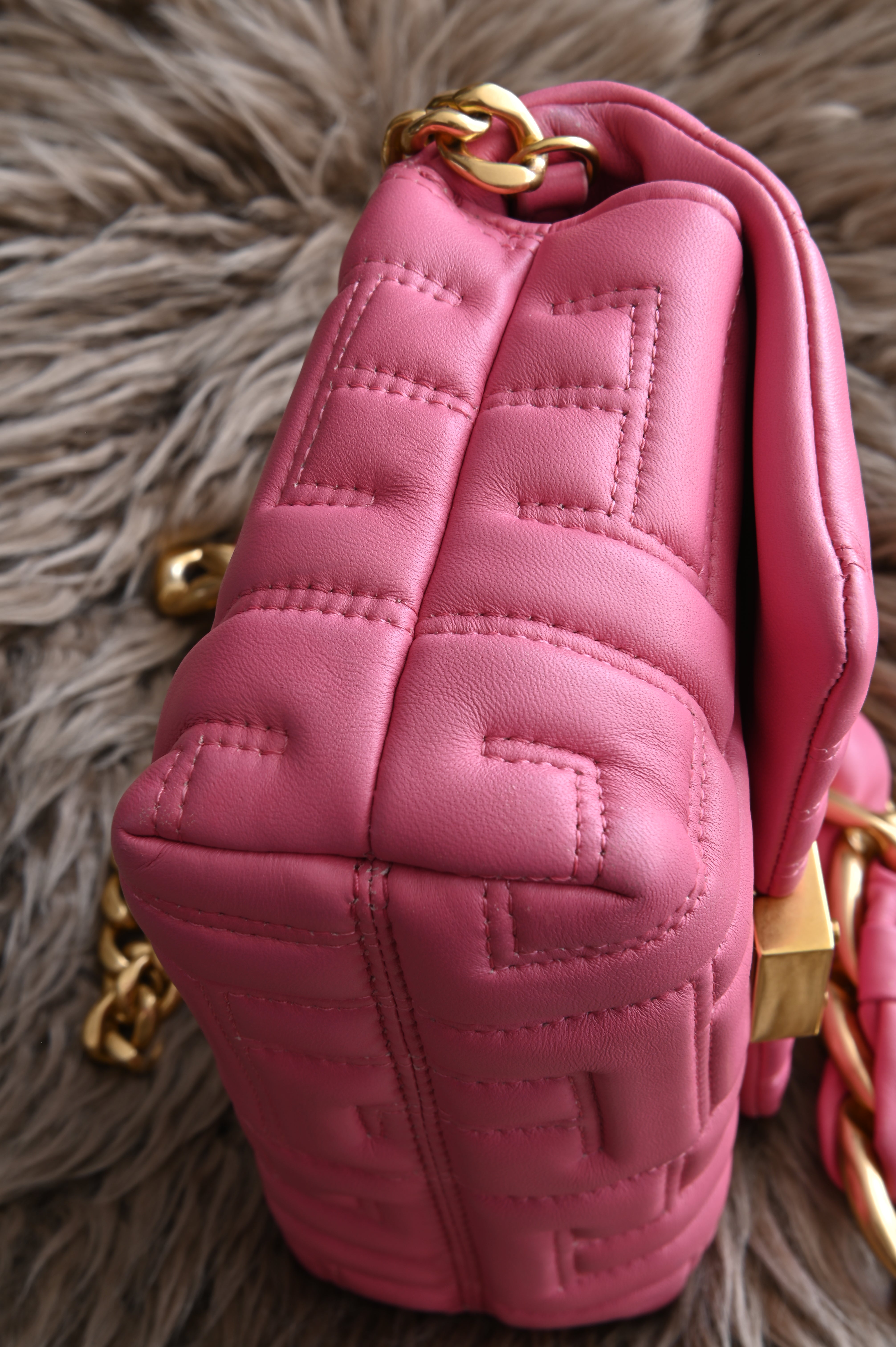 Balmain 1945 Quilted Leather crossbody bag in pink