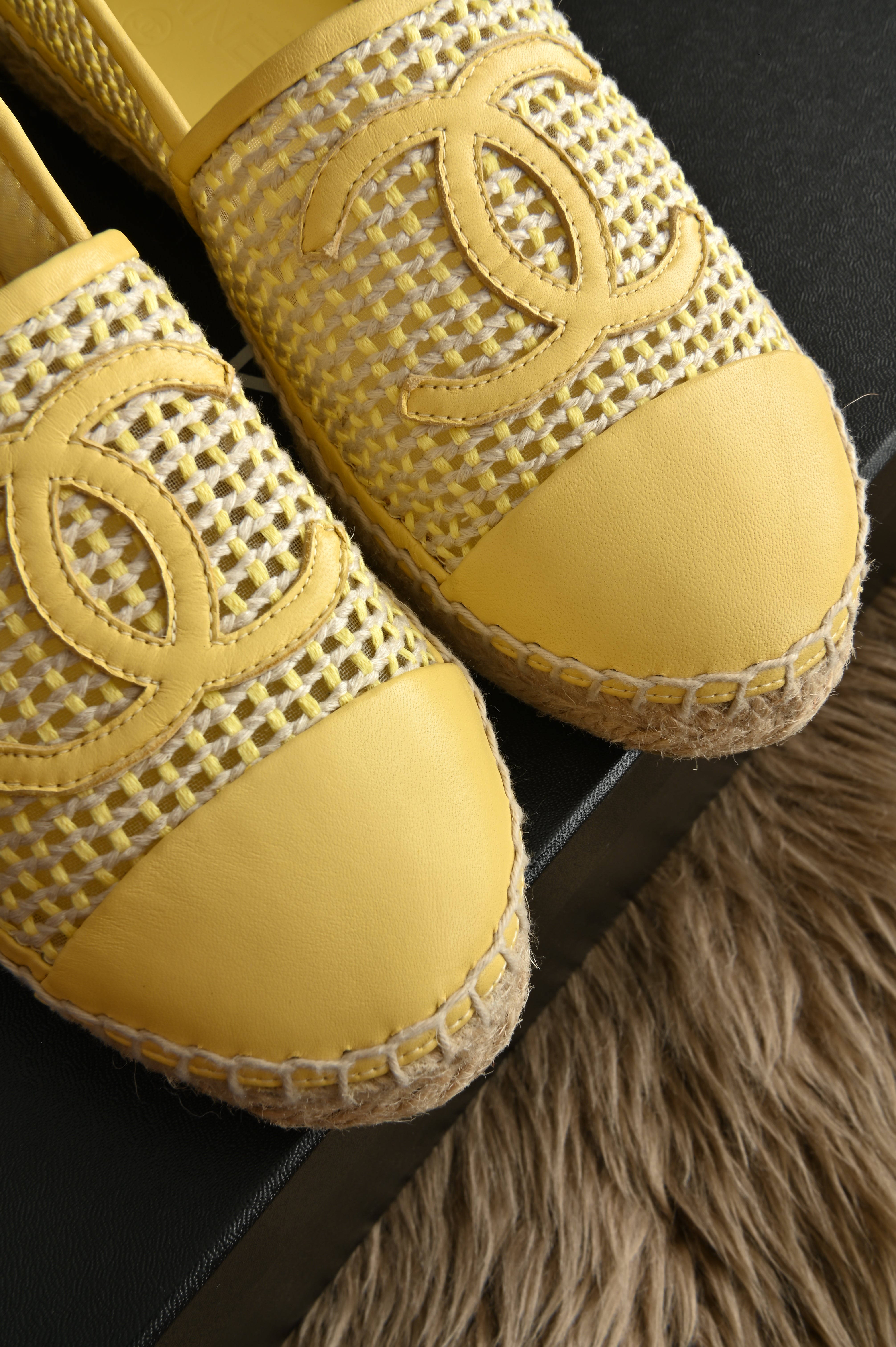 Chanel Yellow Baige Canvas Slip-ons Espadrills