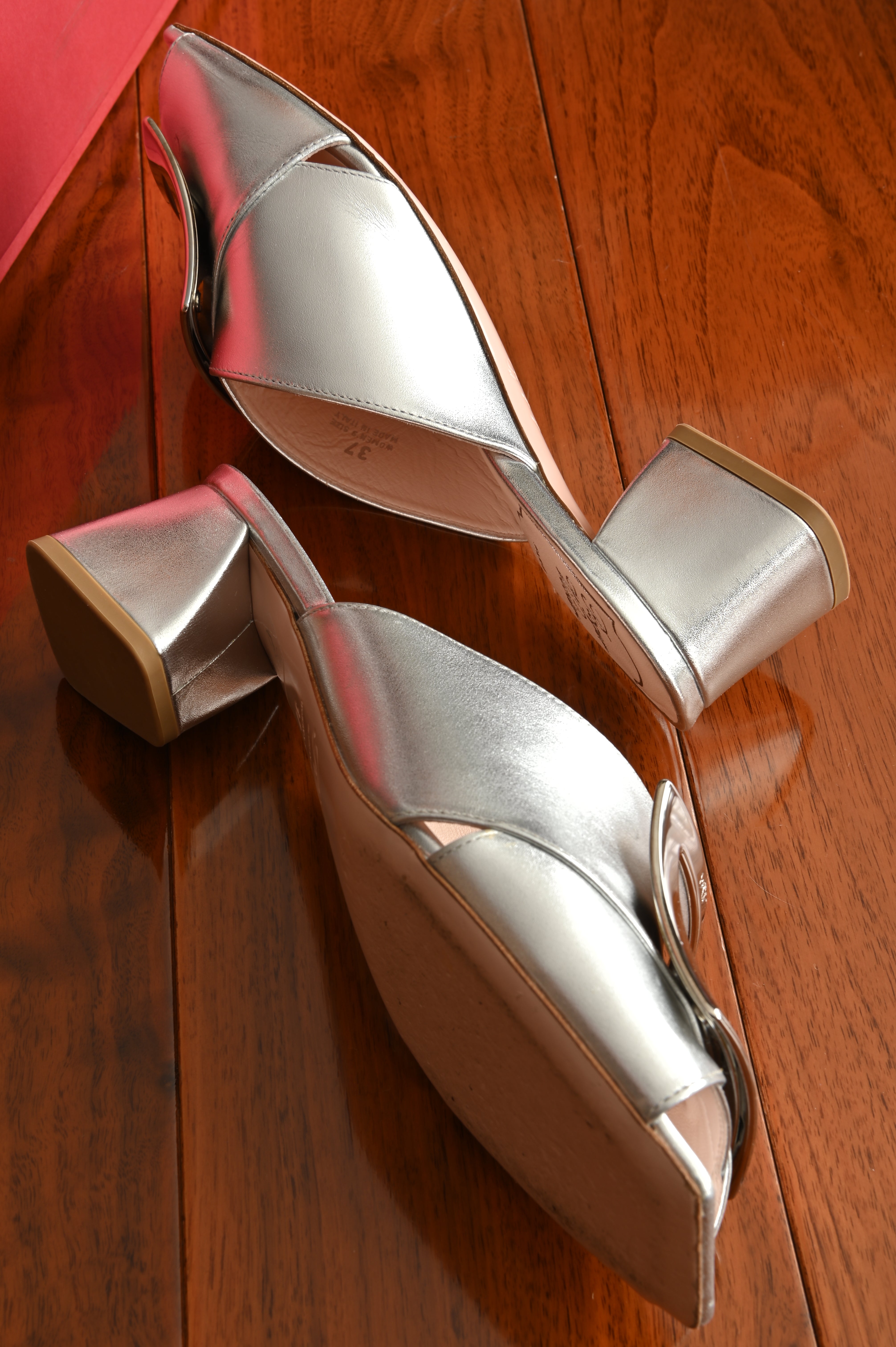 Roger Vivier Cube Strass Heel Mules in silver Nappa Leather