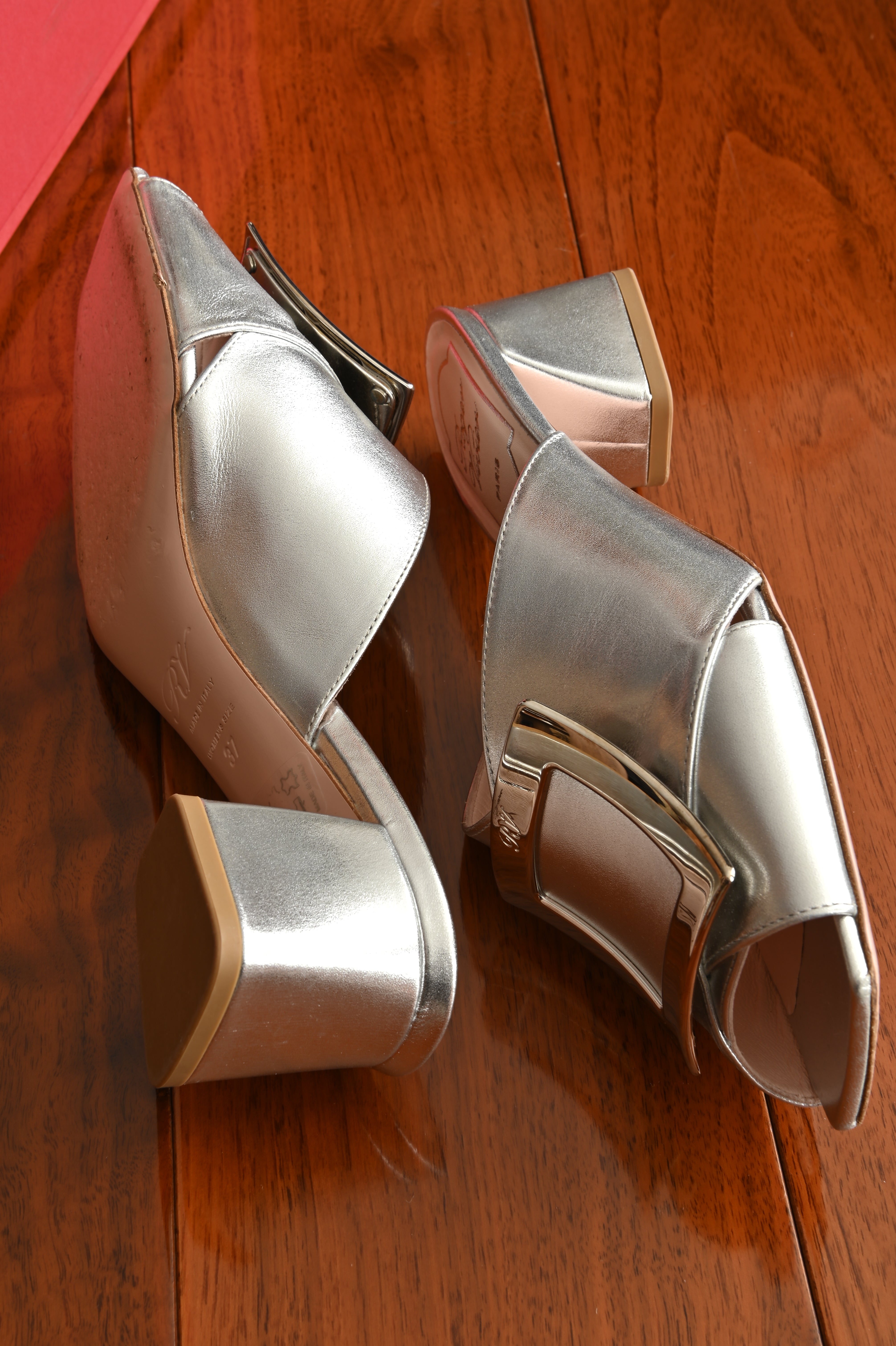 Roger Vivier Cube Strass Heel Mules in silver Nappa Leather