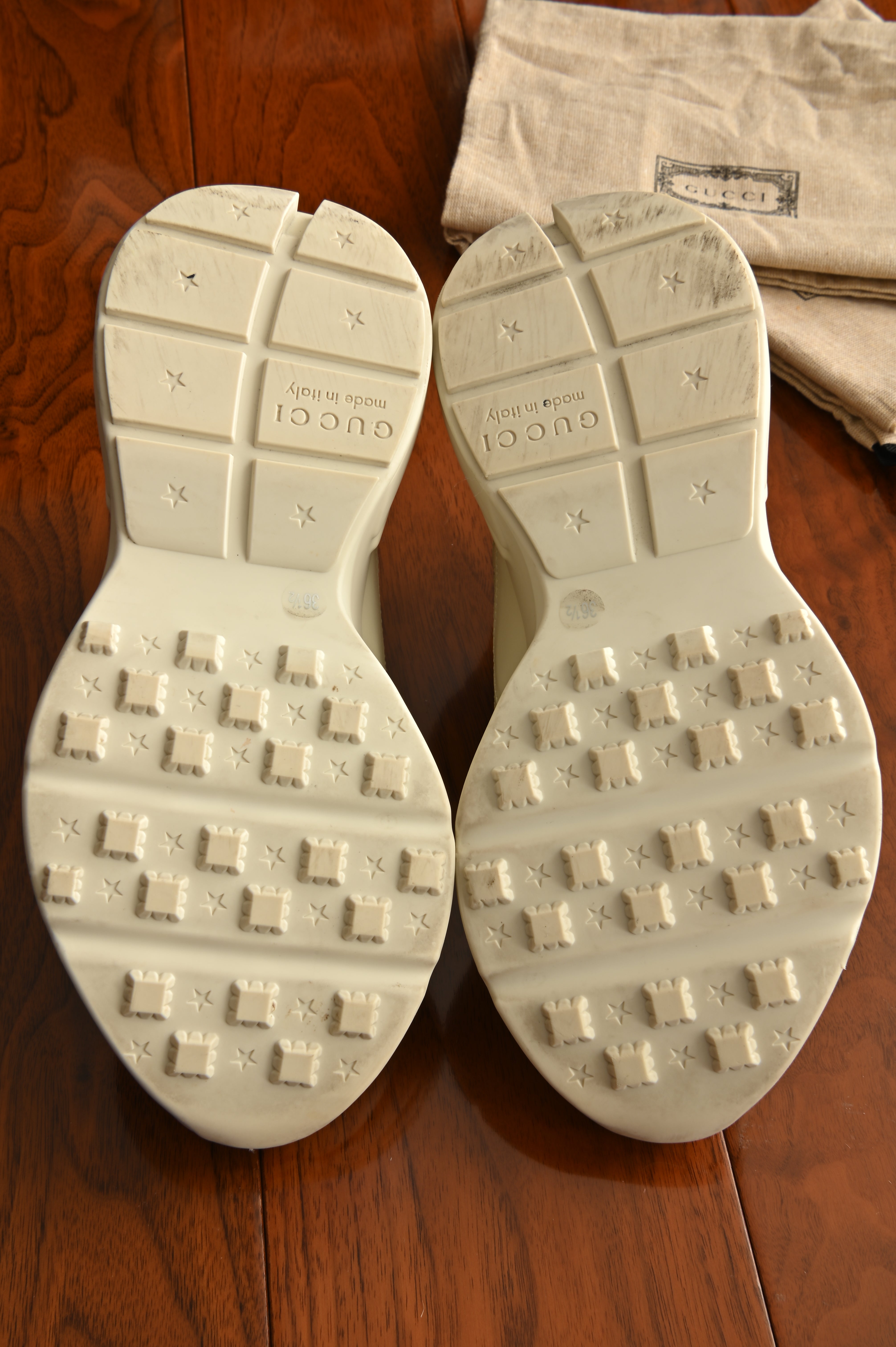 Gucci Kawaii Rhyton Leather Sneakers