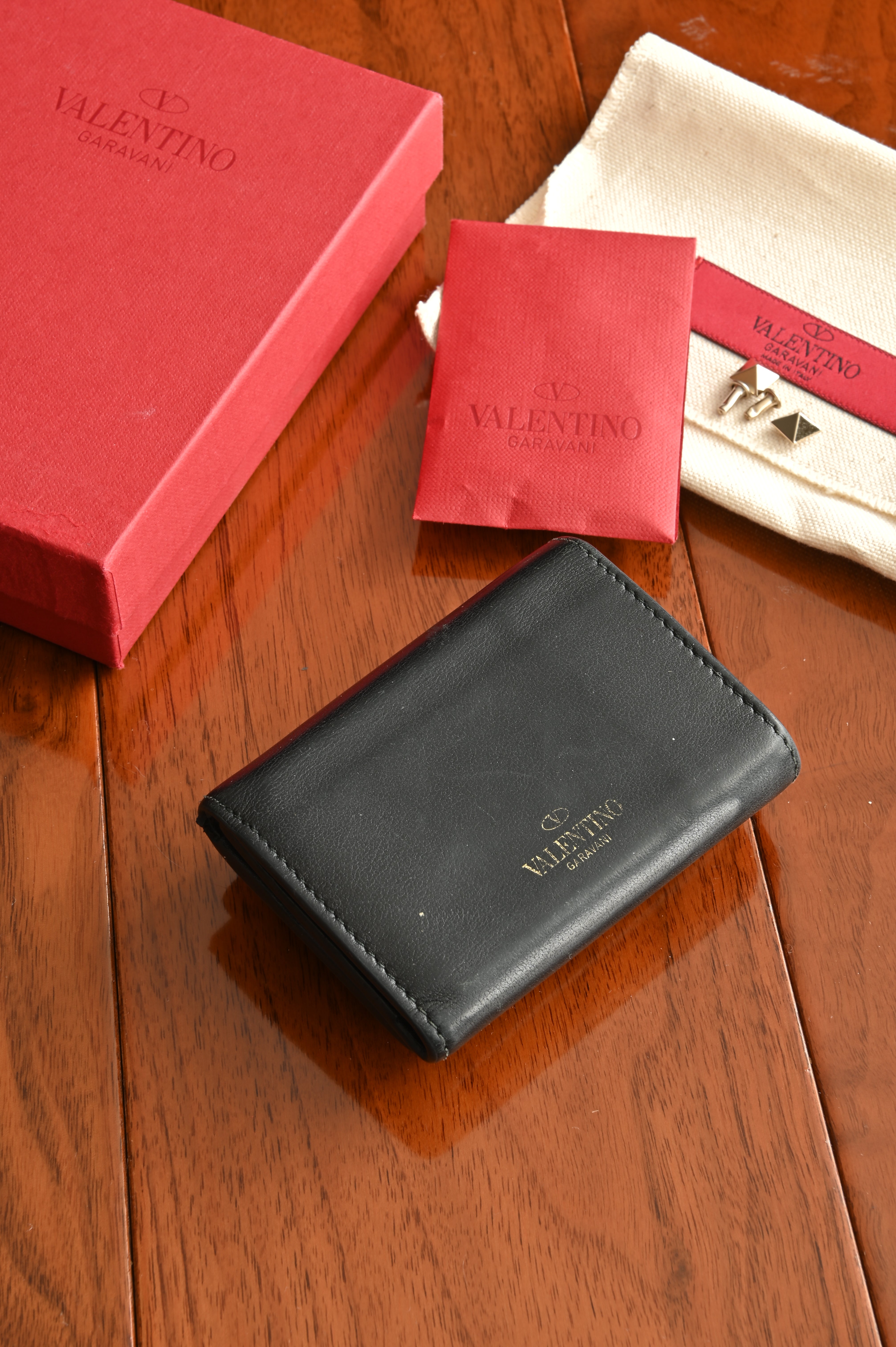 Valentino Garavani Rockstud Black Small Compact Wallet