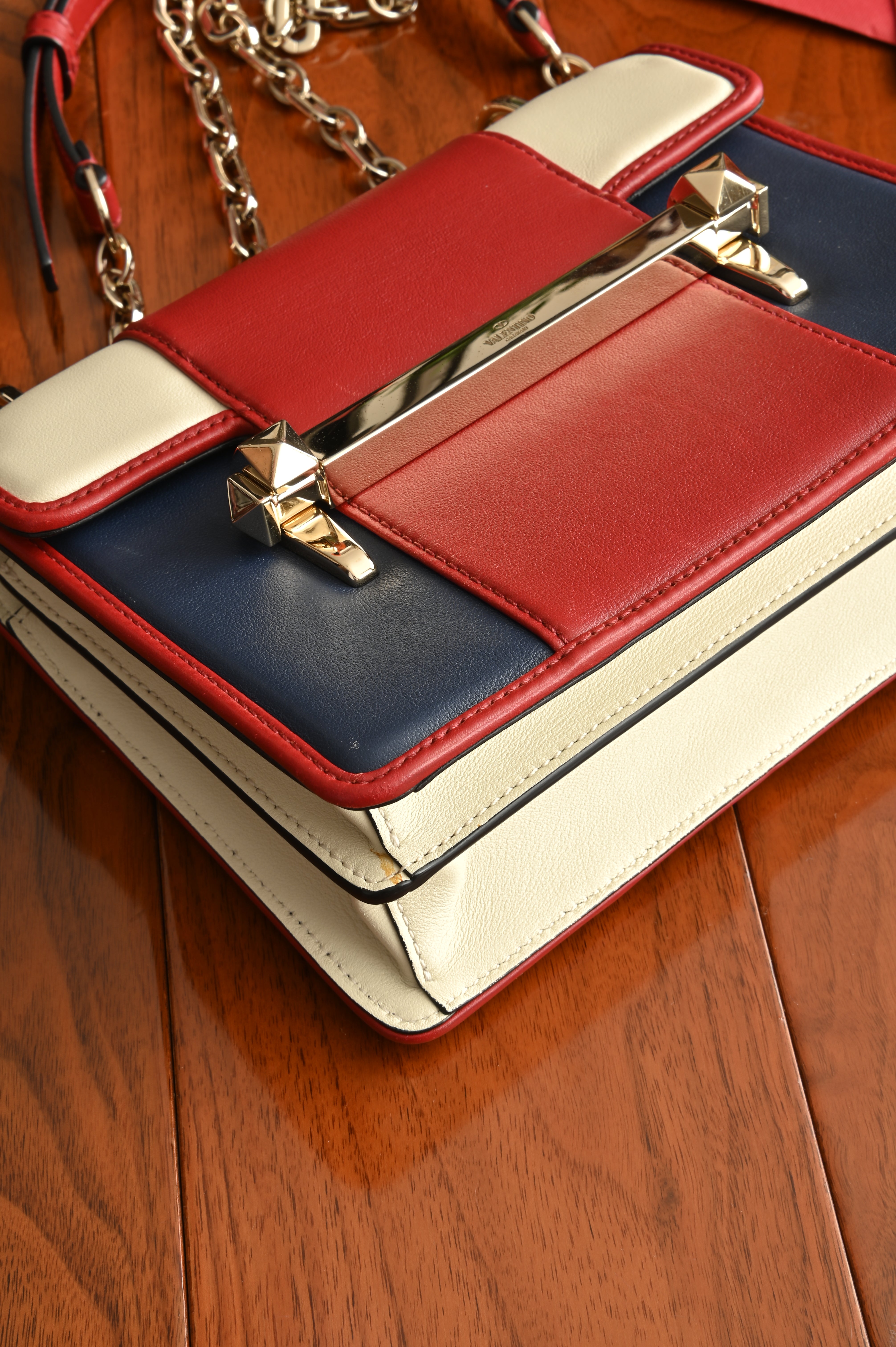 Valentino Garavani Uptown Leather Shoulder Bag