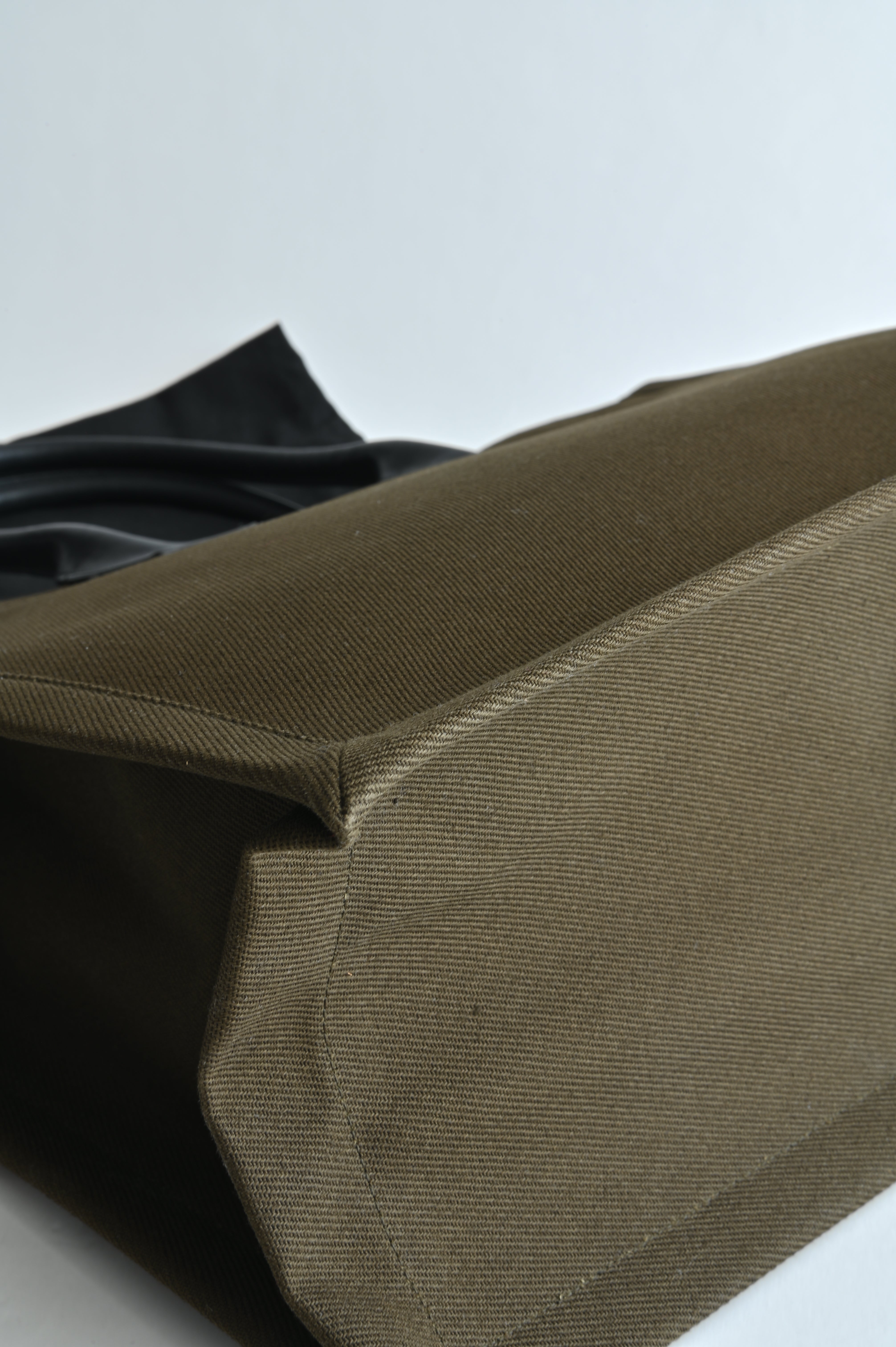 Saint Laurent RIVE GAUCHE Large Tote Bag in Smooth Leather