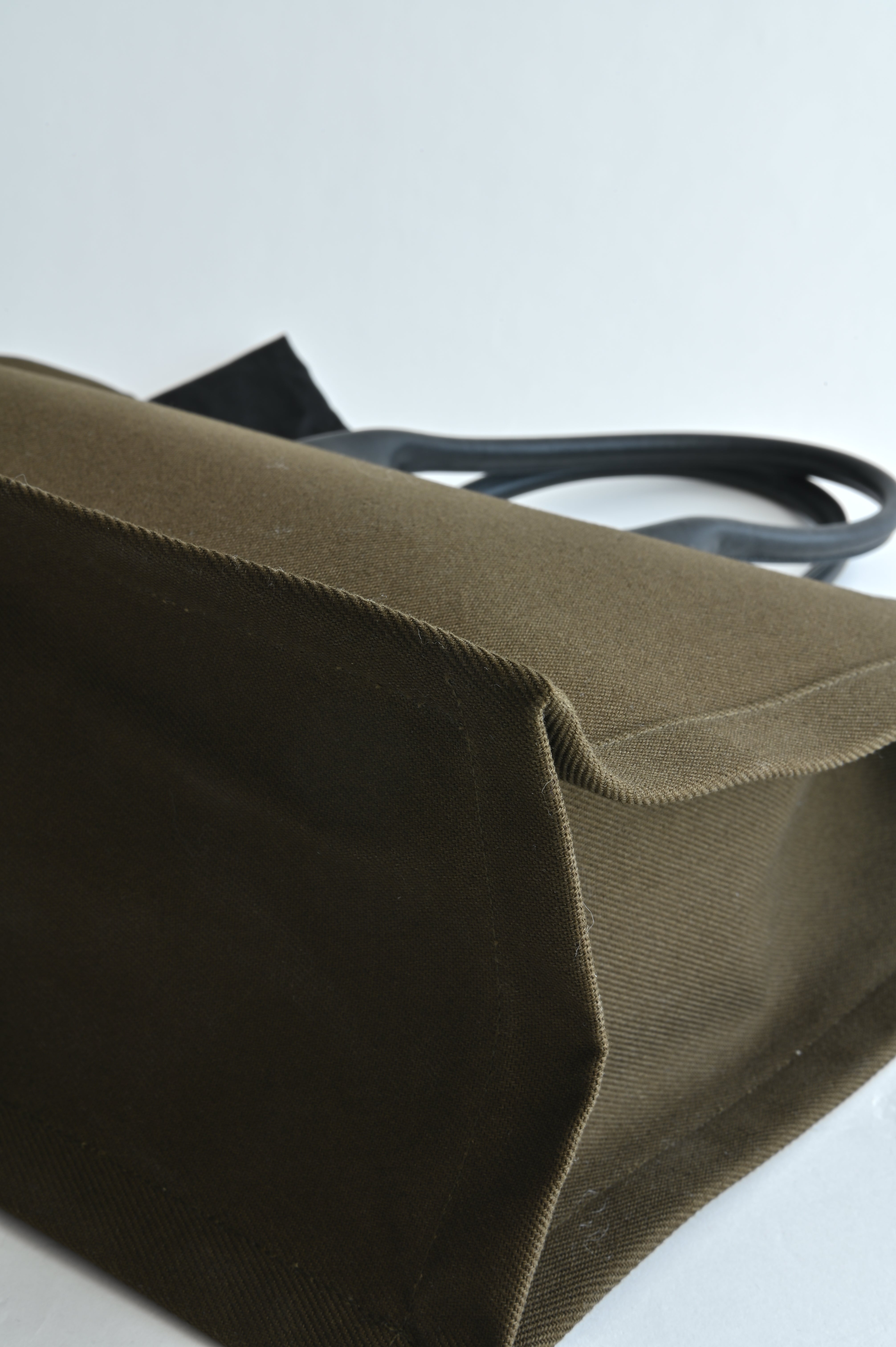 Saint Laurent RIVE GAUCHE Large Tote Bag in Smooth Leather