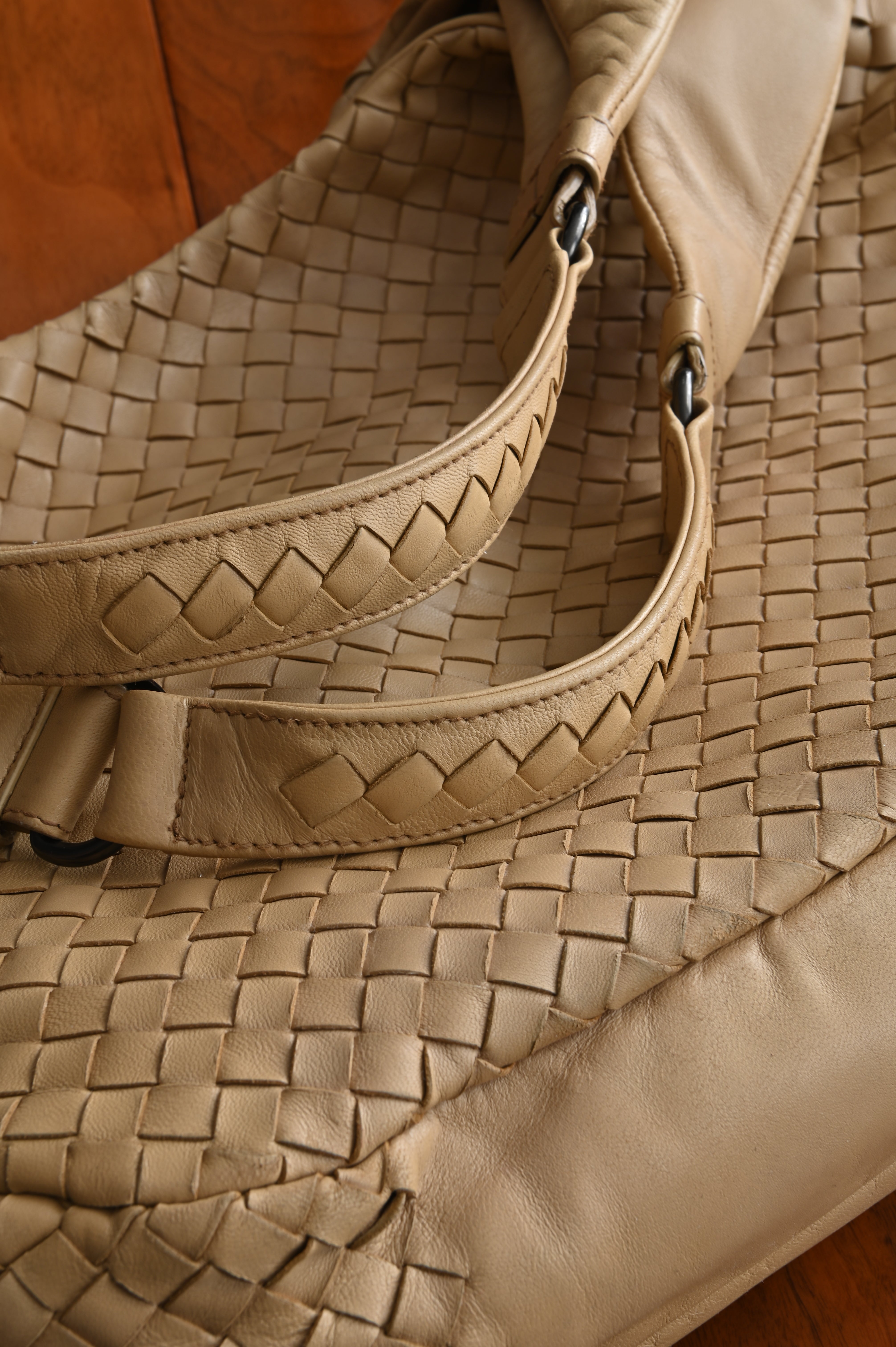 Bottega Veneta Sand Intrecciato Woven Nappa Leather Large Campana Bag