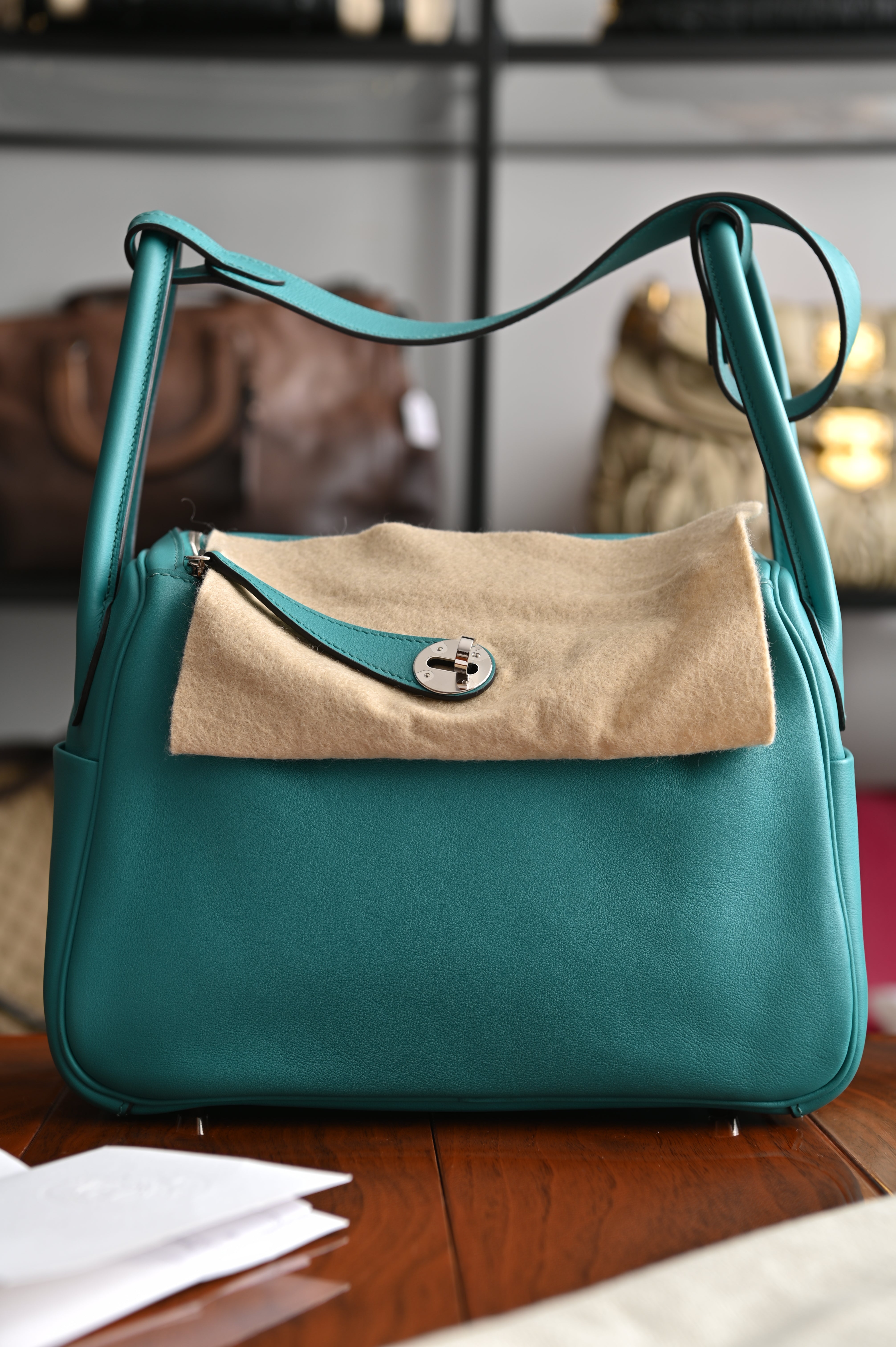 Hermès Lindy 26 Veau Swift leather Bleu Paon bag