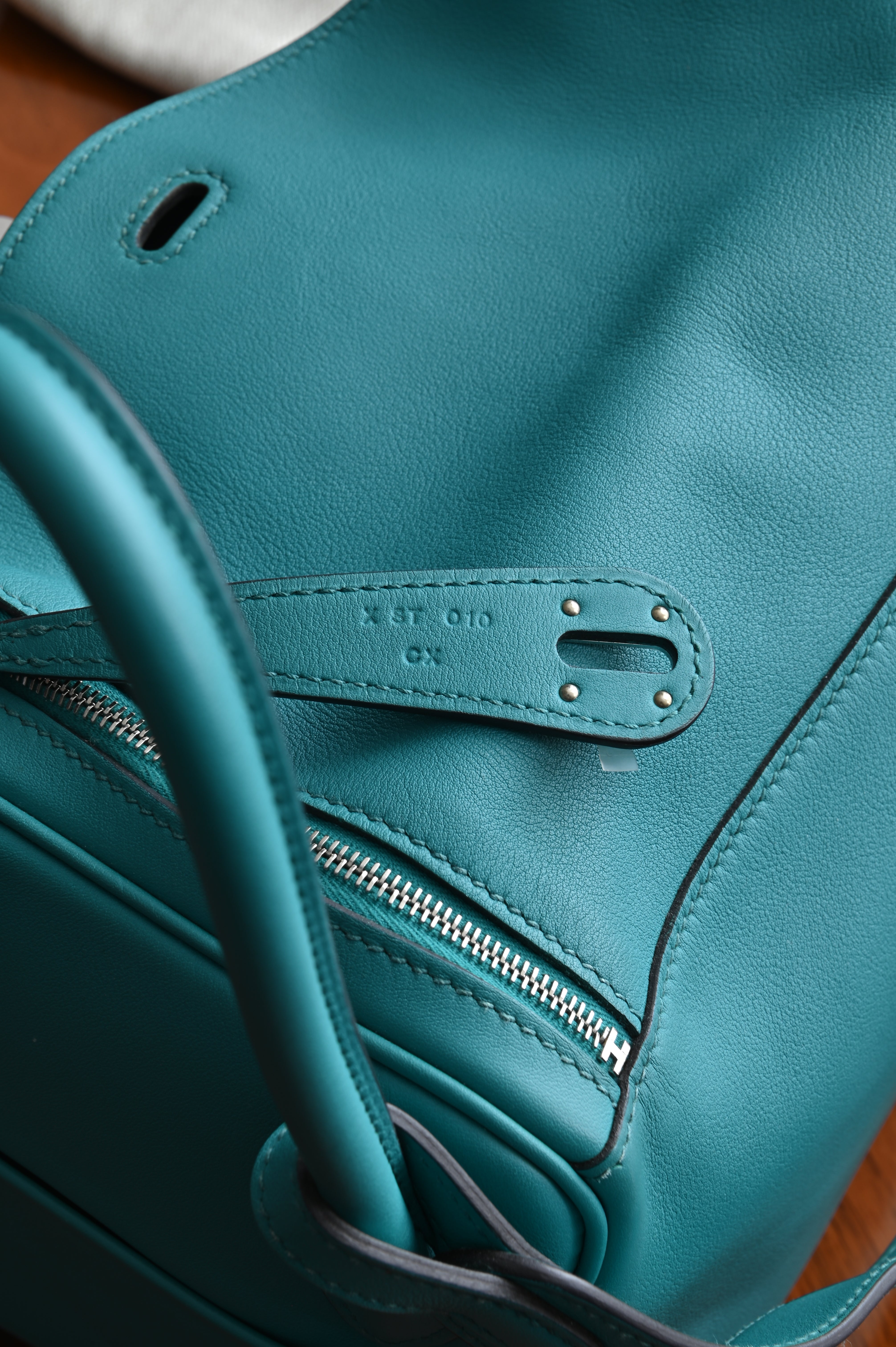 Hermès Lindy 26 Veau Swift leather Bleu Paon bag