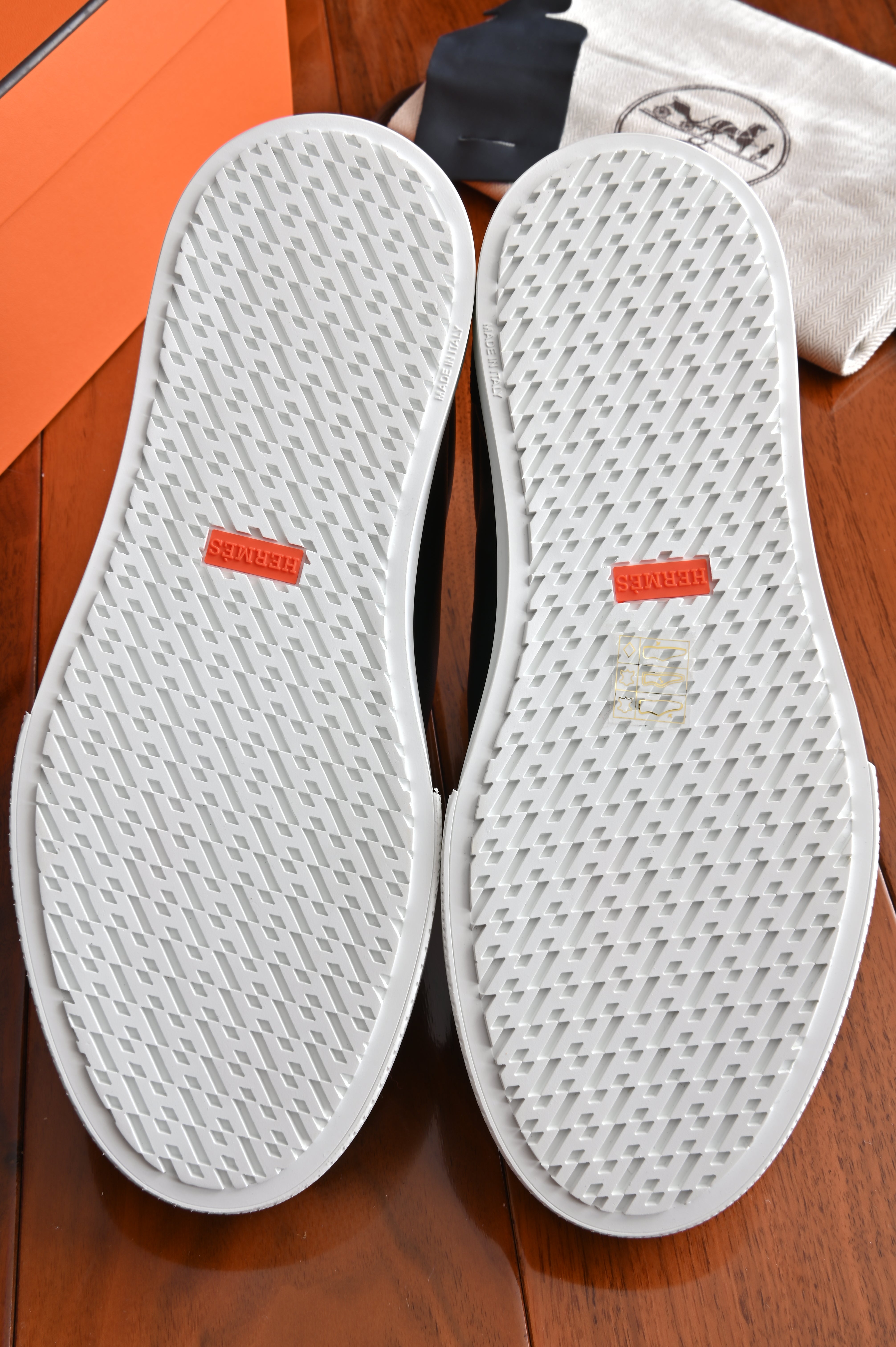 Hermès Tri-tone Day Sneakers