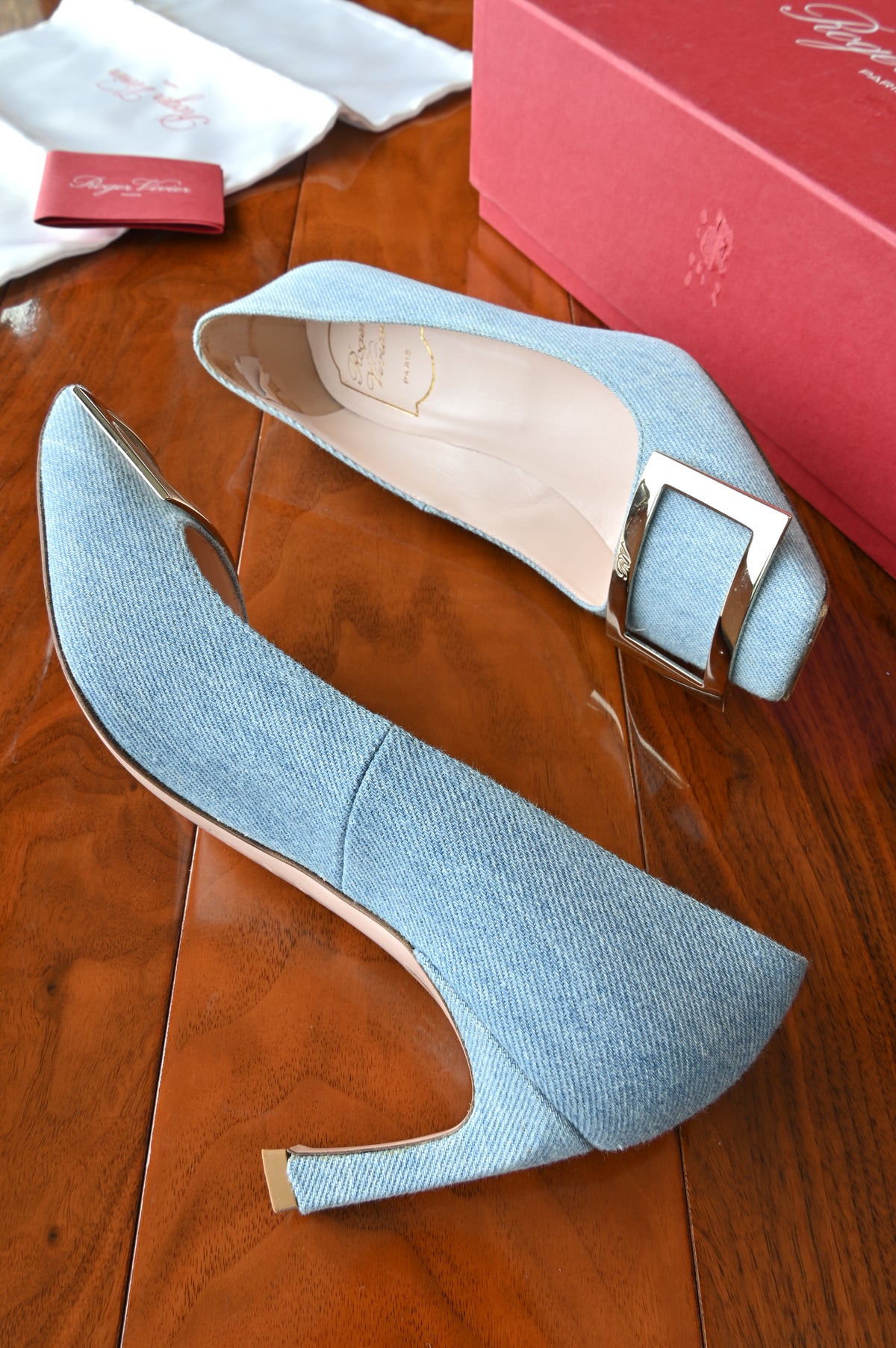 Roger Vivier Light Blue Denim Trompette Pumps