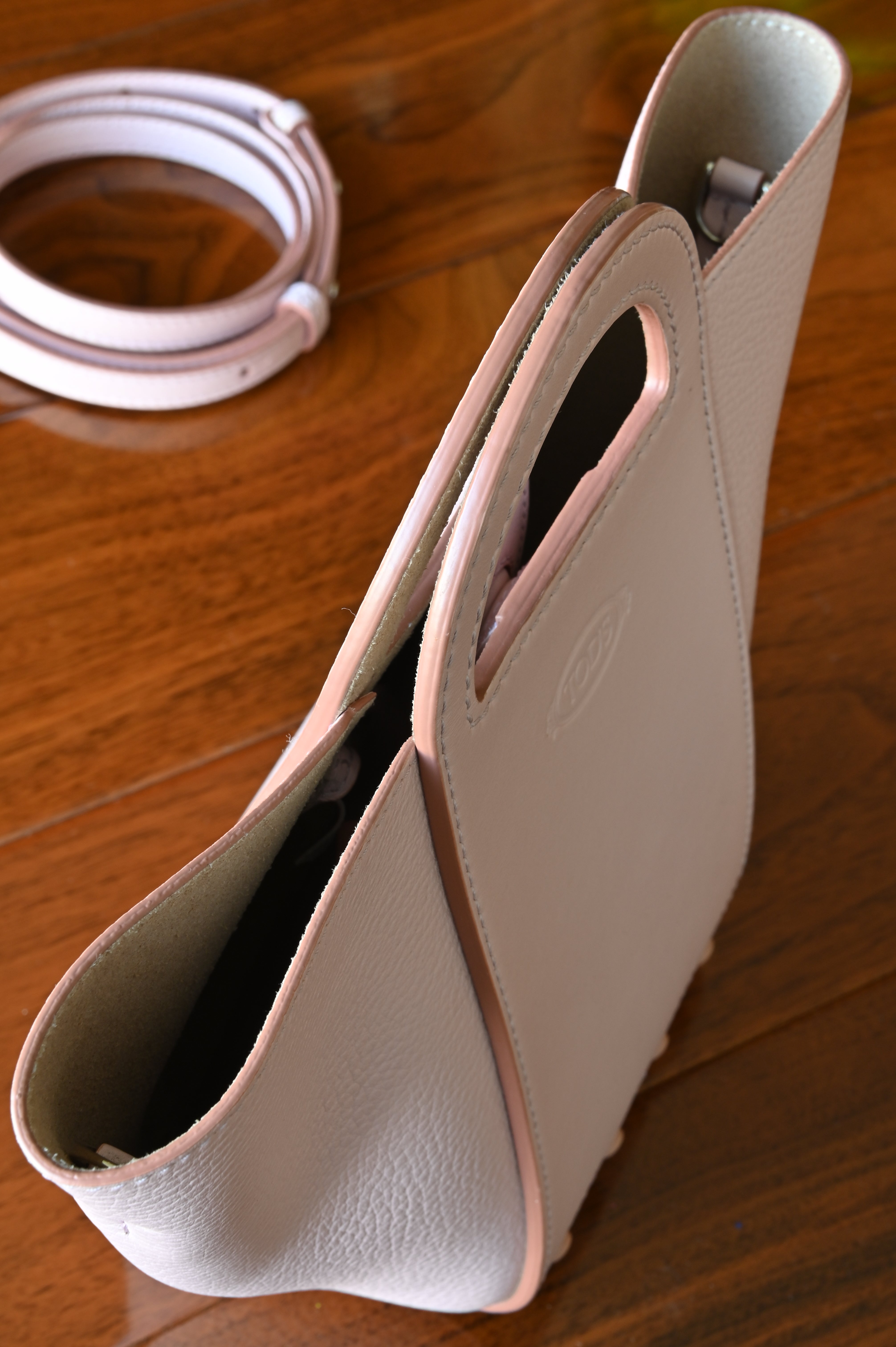 Tod's Pink Small Bucket Shoulder Bag