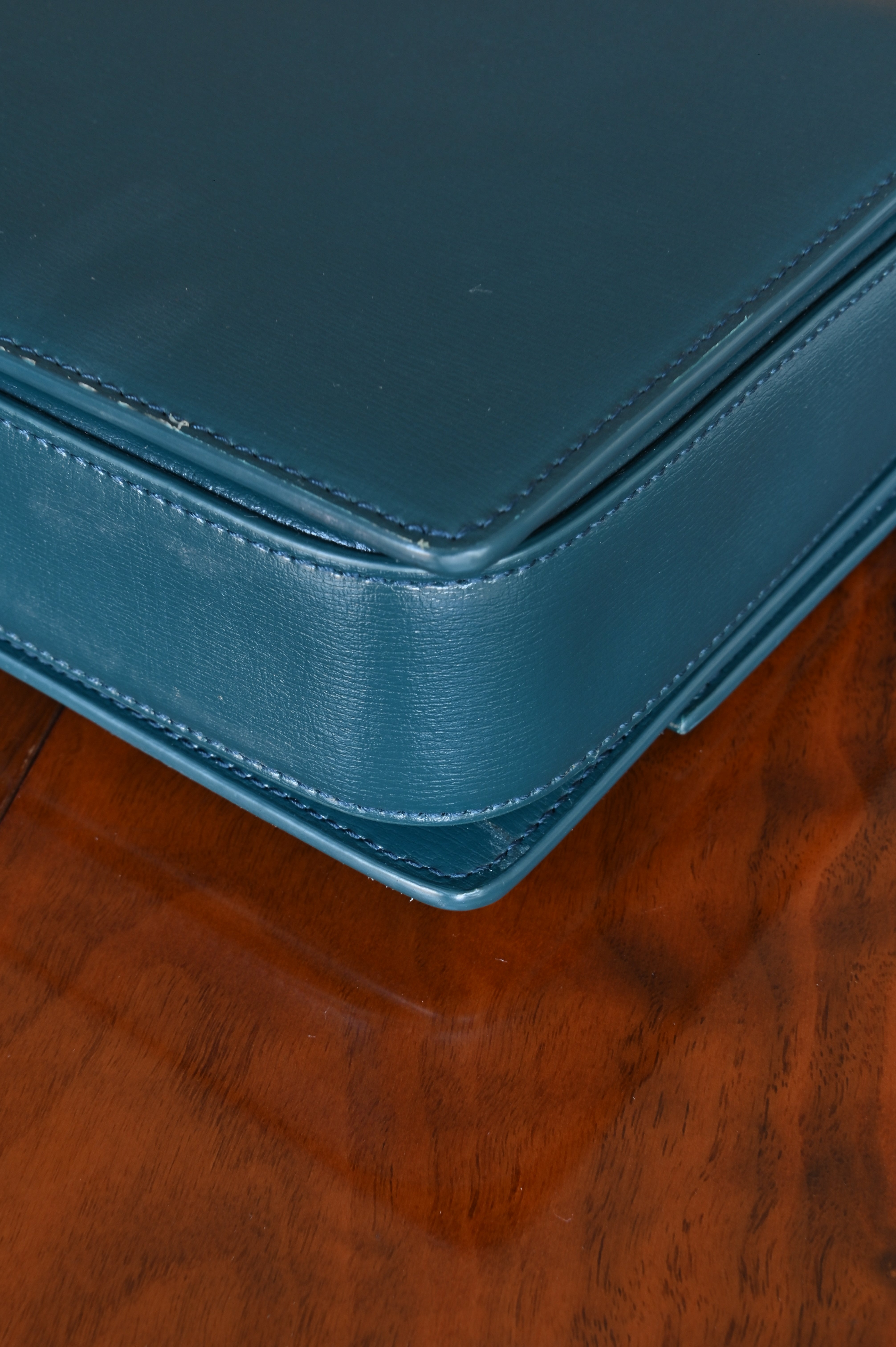 Saint Laurent Dark Green Bellechasse Shoulder Bag