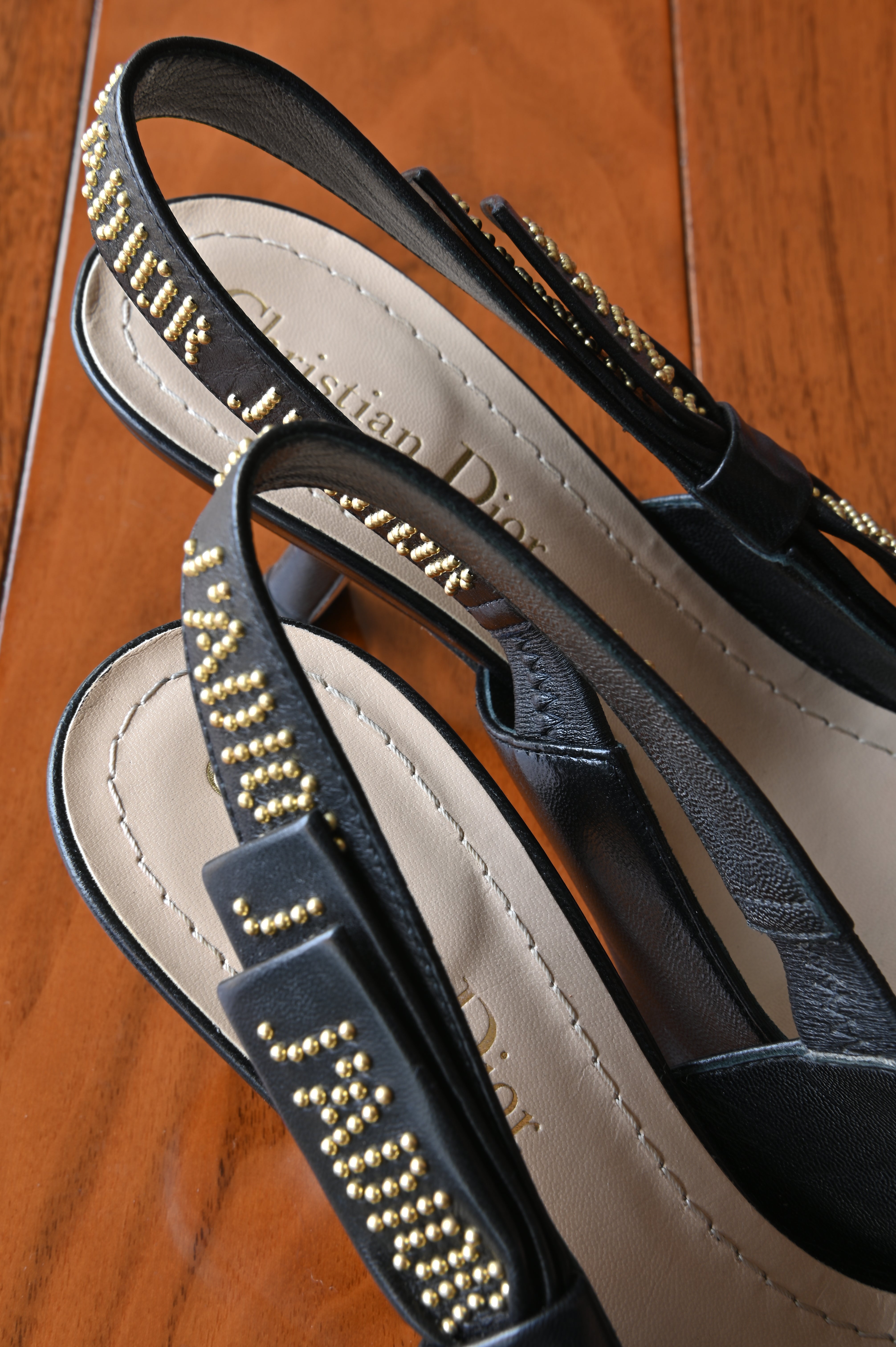 Dior J'Adior Black Slingback Pumps logo