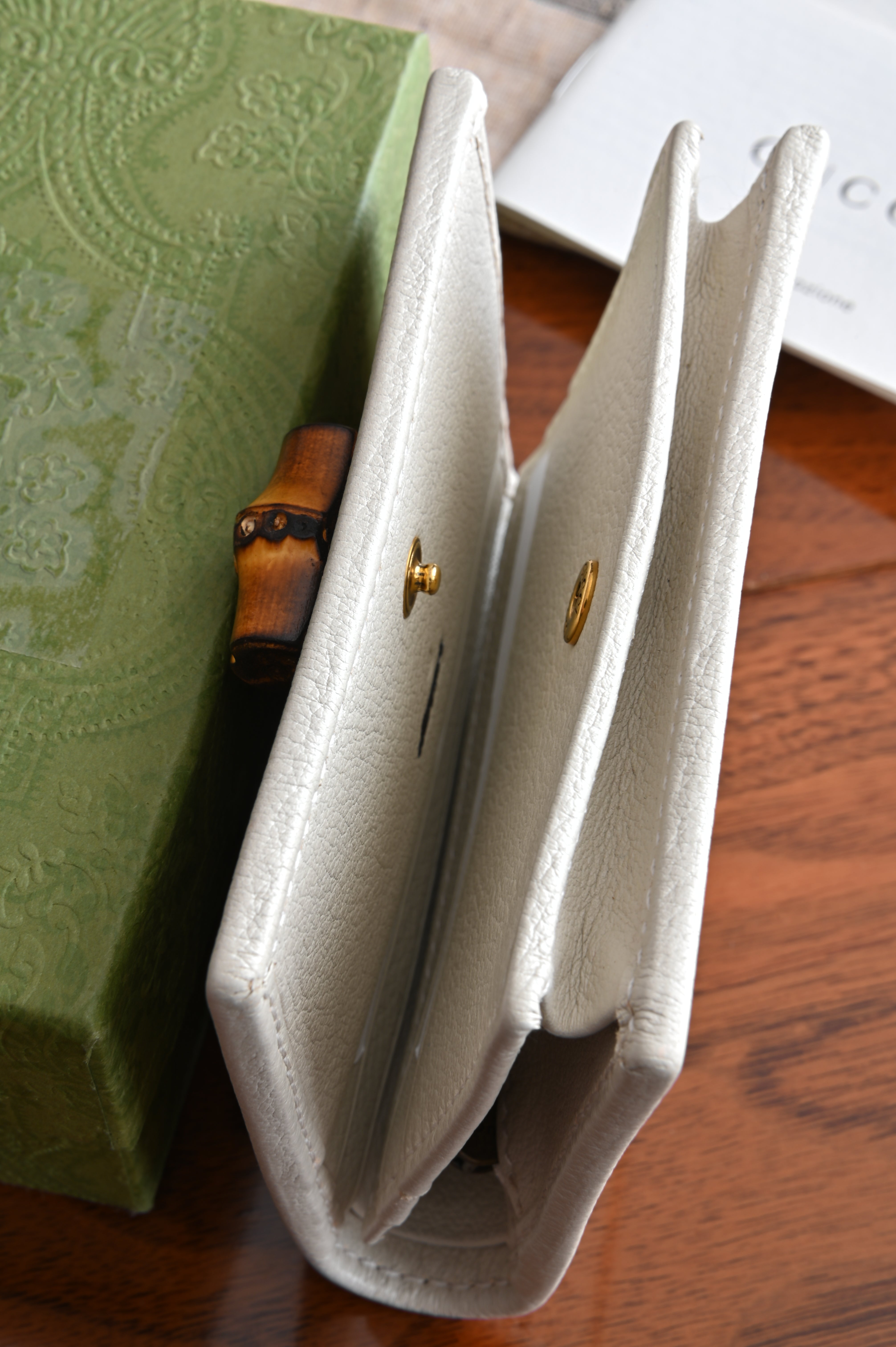 Gucci Diana Compact Leather Wallet bottom