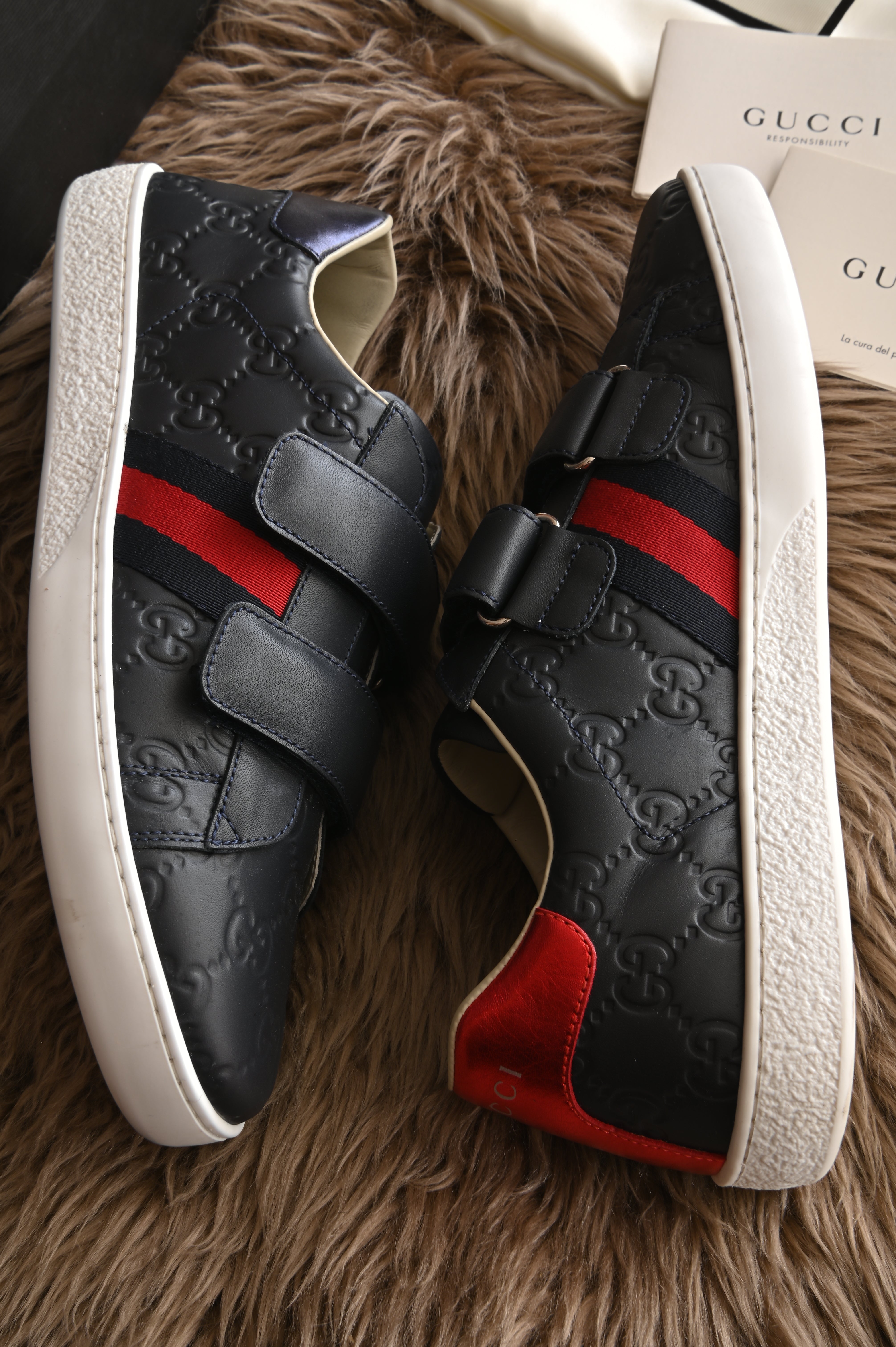 Gucci GG Ace Velcro Sneakers side
