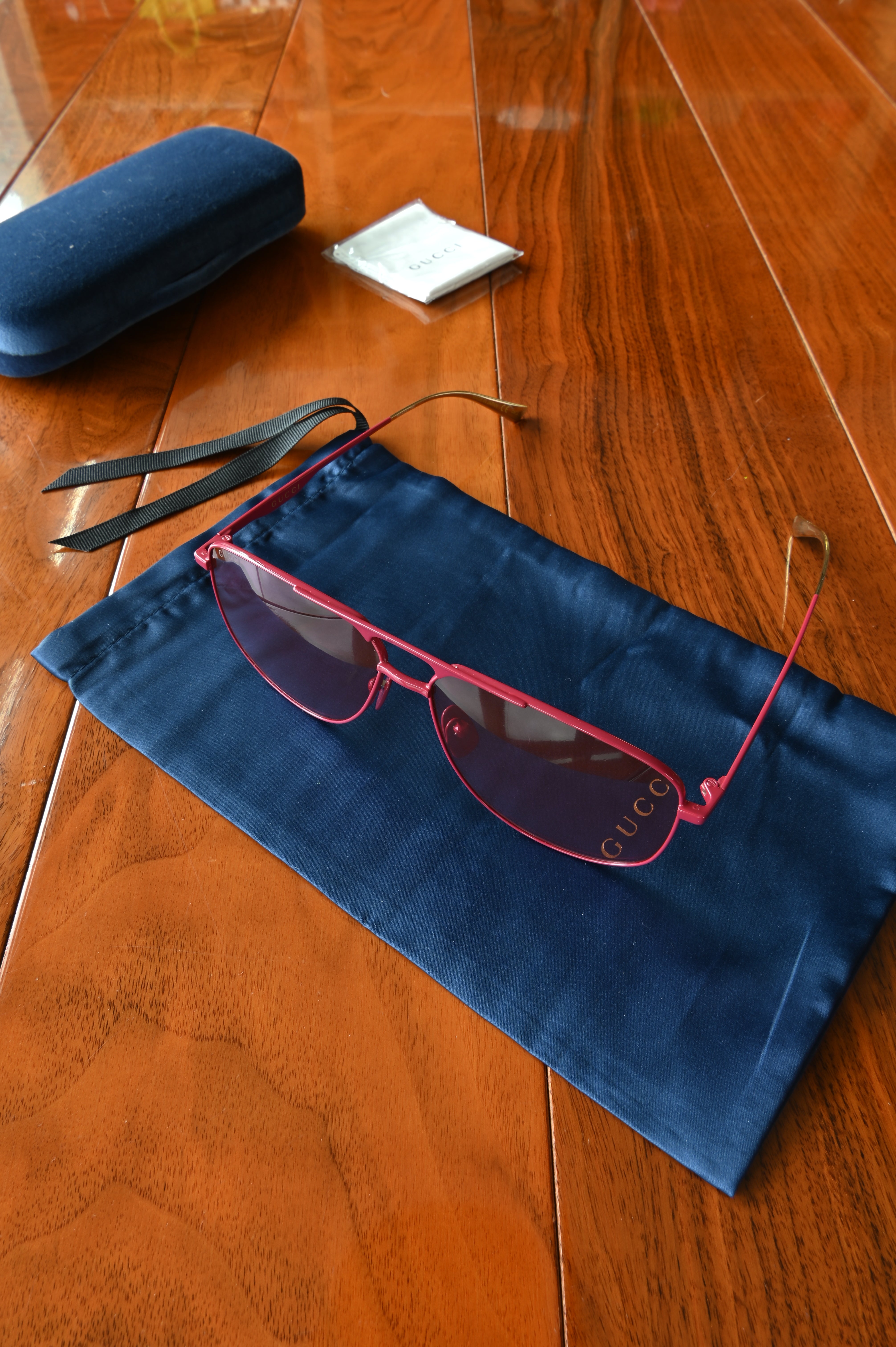 Gucci Pink Metal Aviator Sunglasses top