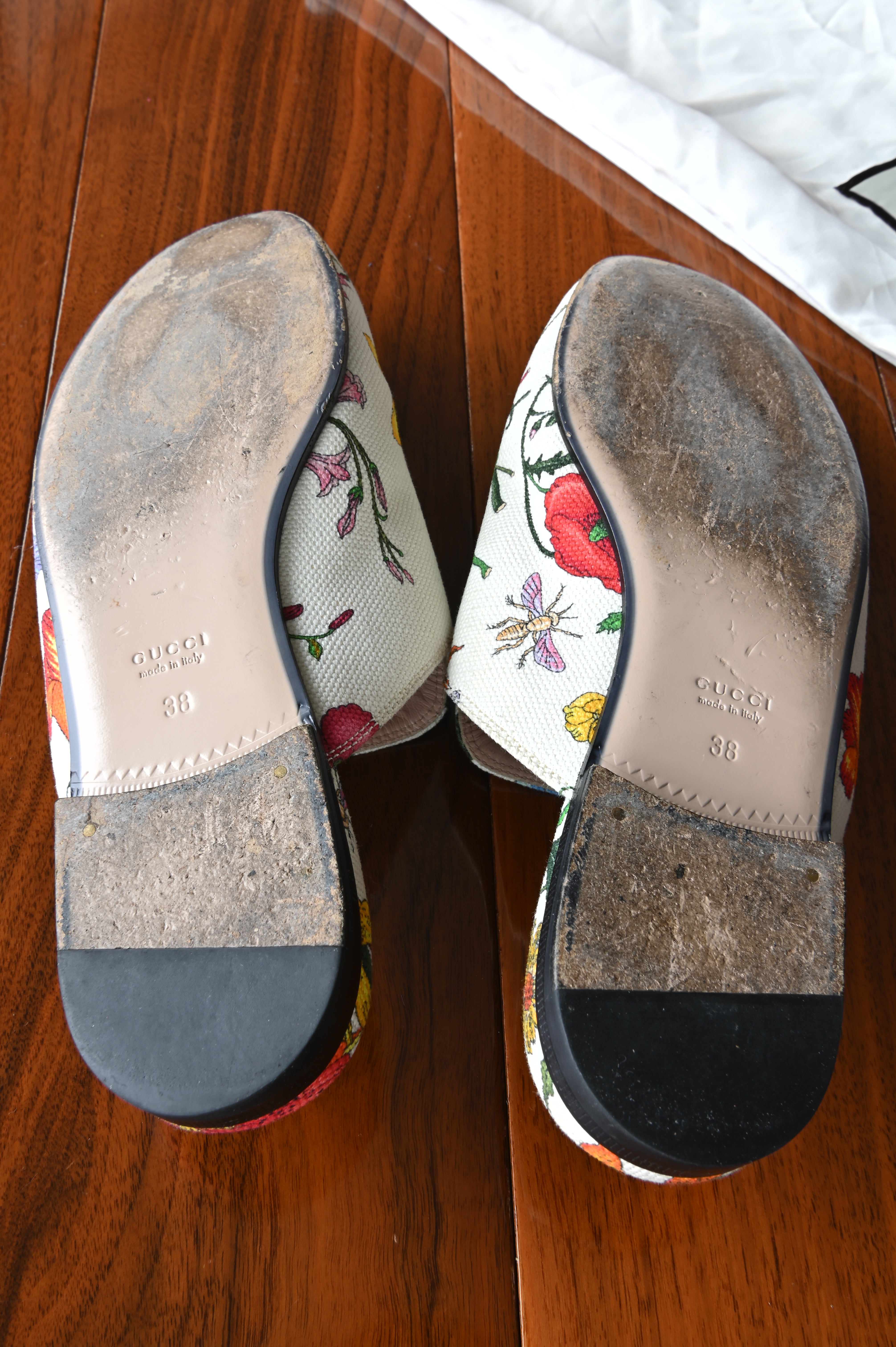 Gucci White Floral Princetown Mules bottom
