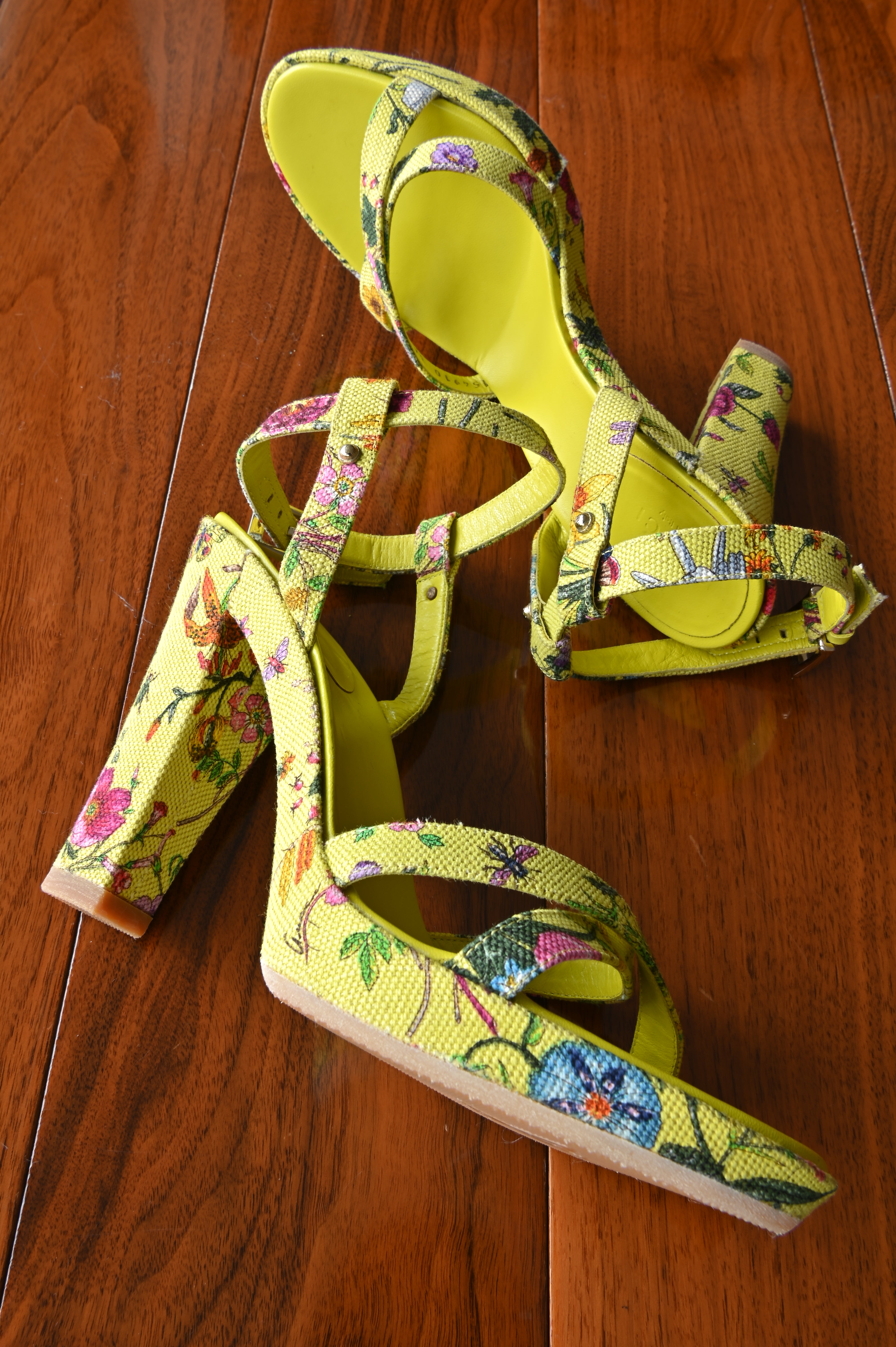 Gucci Yellow Floral Heels side