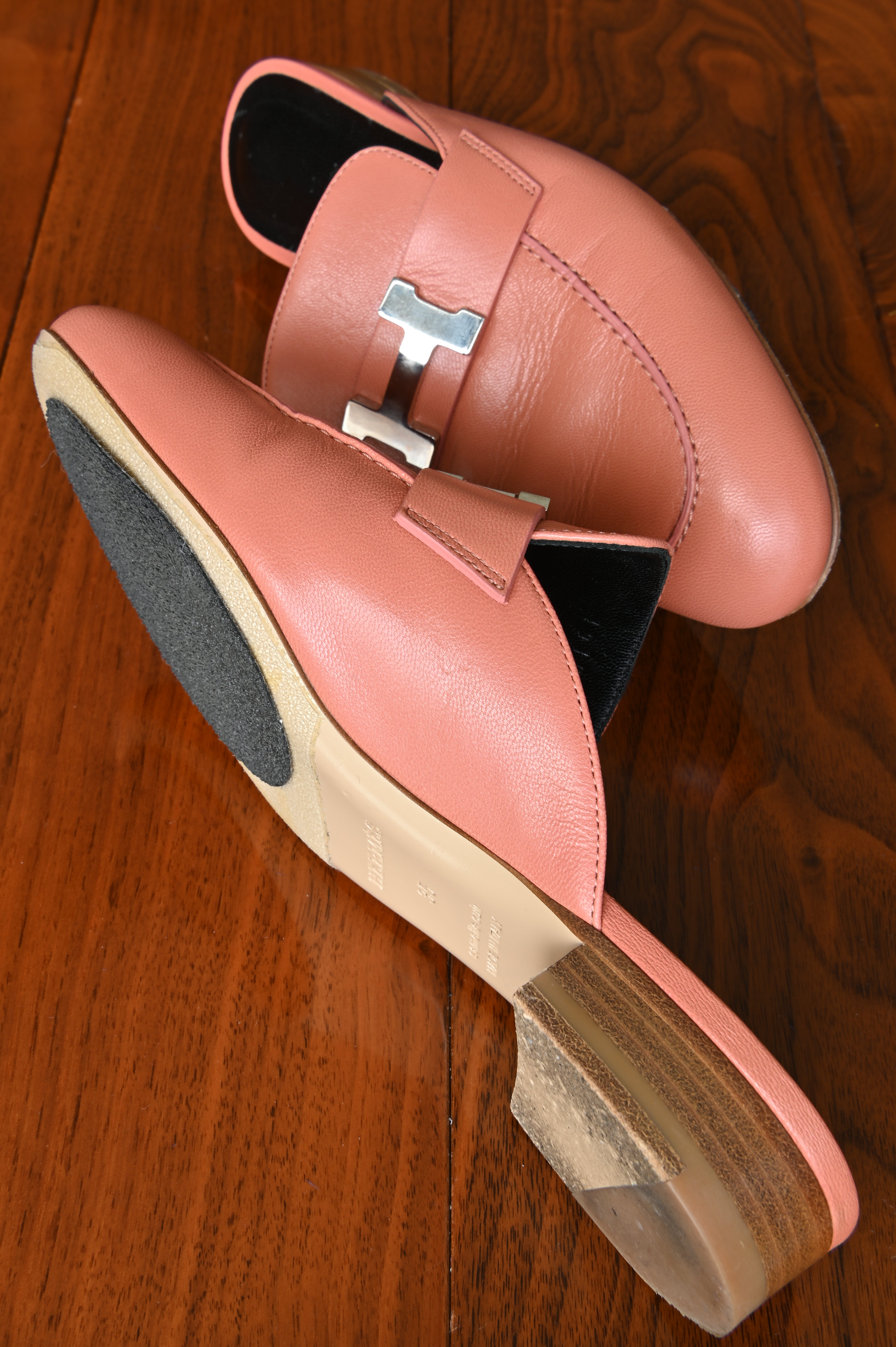 Hermès Dusty Rose leather Paradis Mules side two
