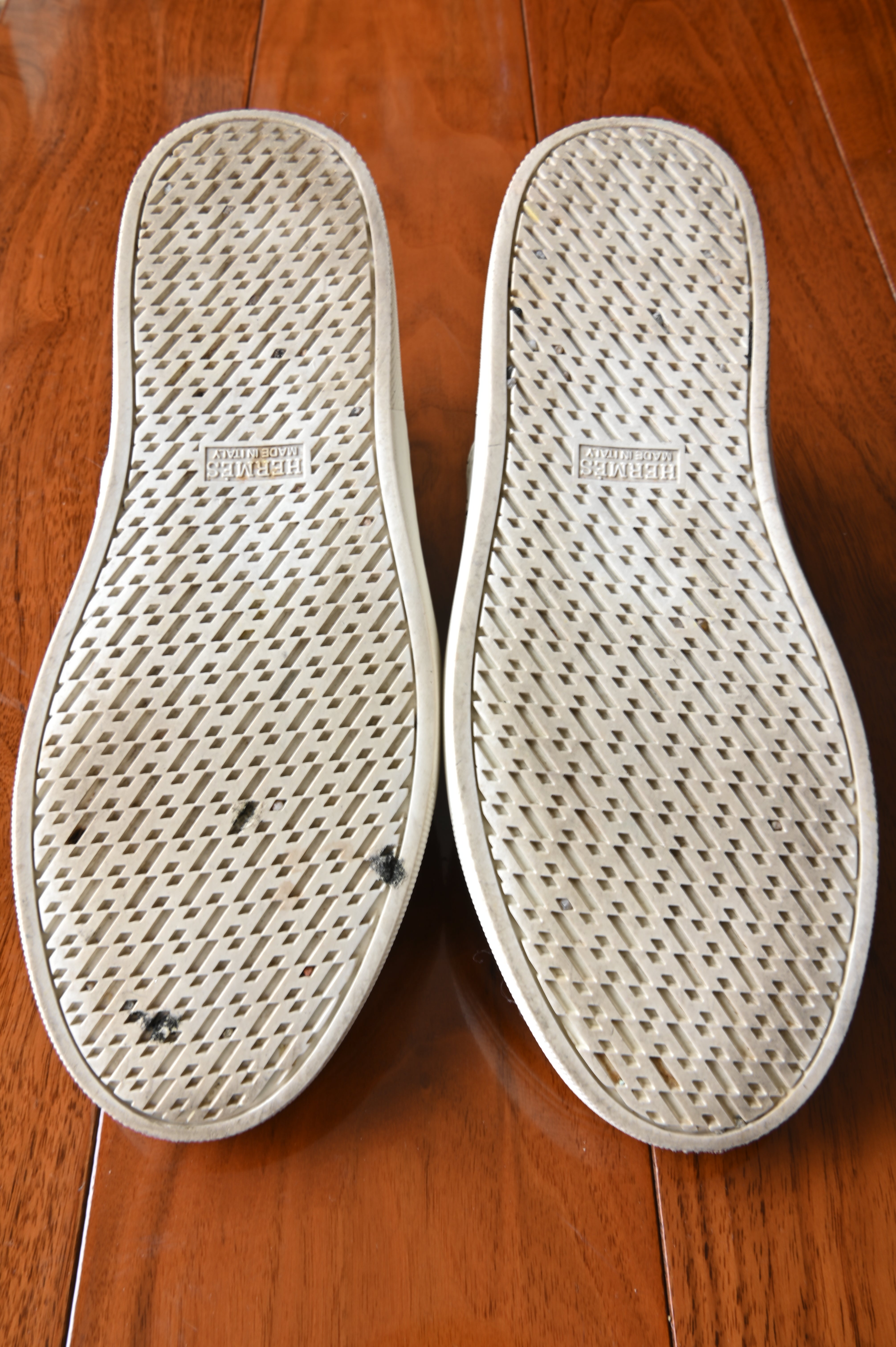 Hermes White Dual-Color Pegasus Sneakers bottom