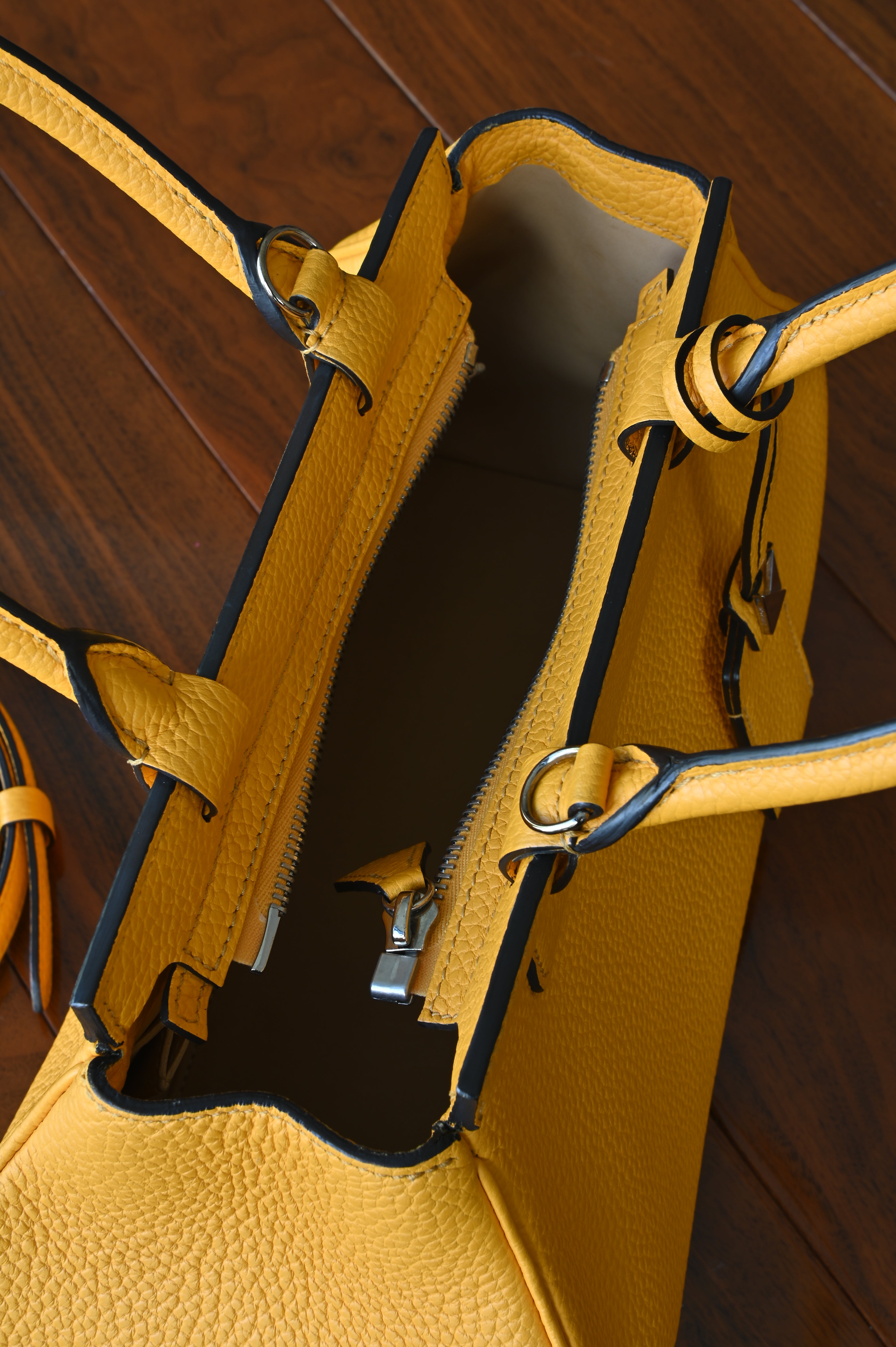 Moynat Pauline Orange Bag open
