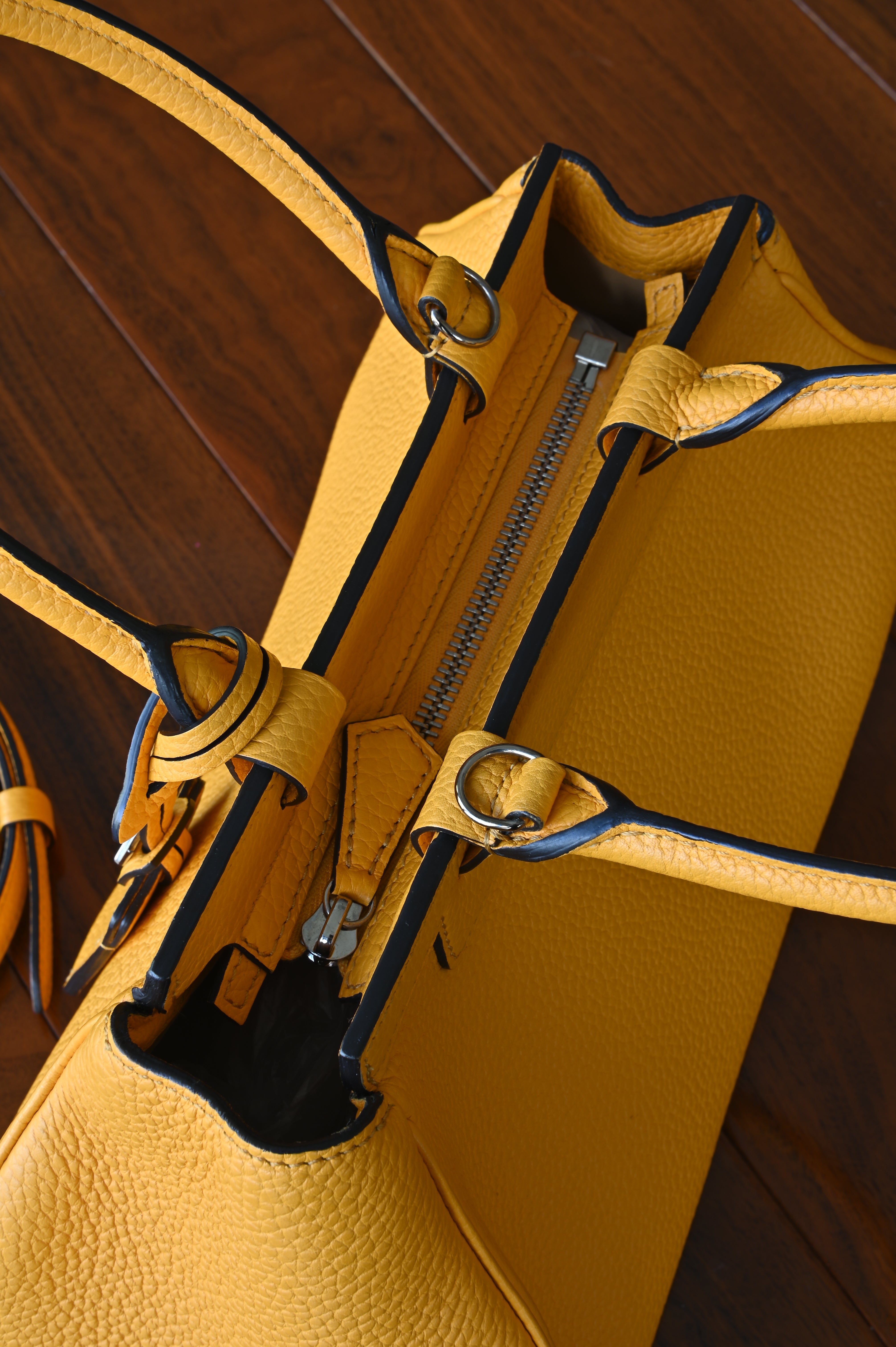 Moynat Pauline Orange Bag zipper