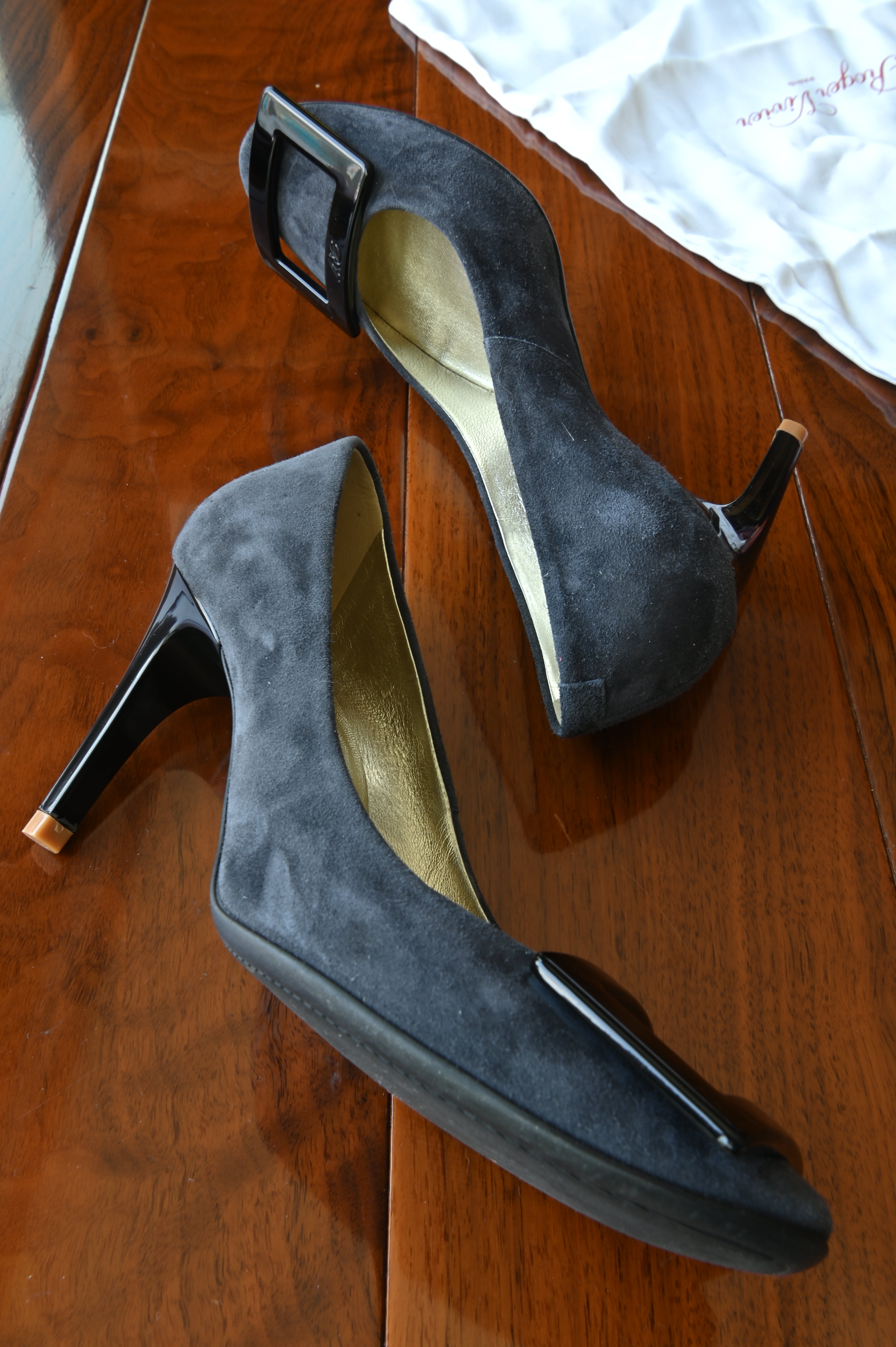 Roger Vivier Gray Suede Black Buckle Pumps side