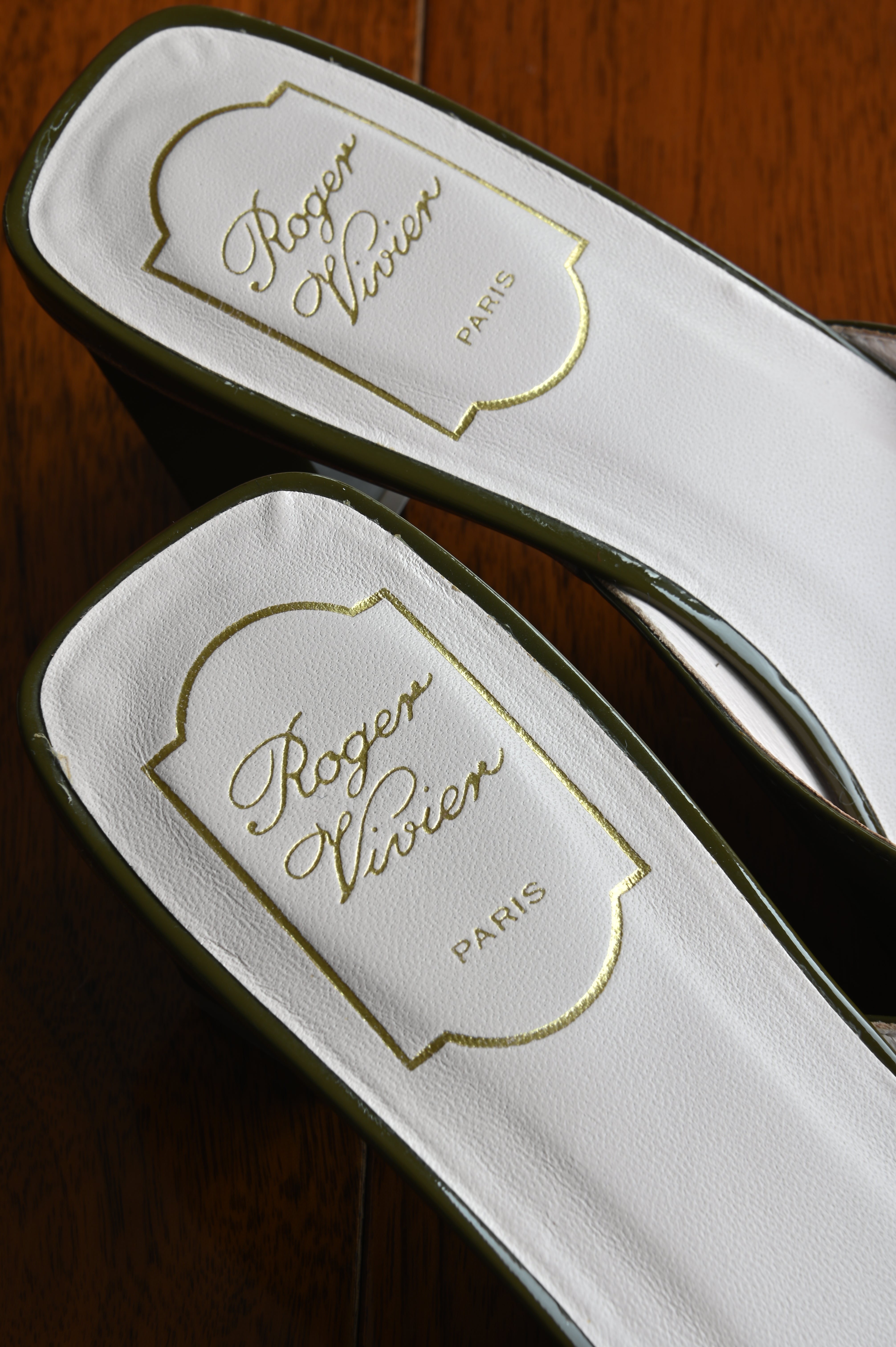 Roger Vivier Olive Green Mules Heels logo