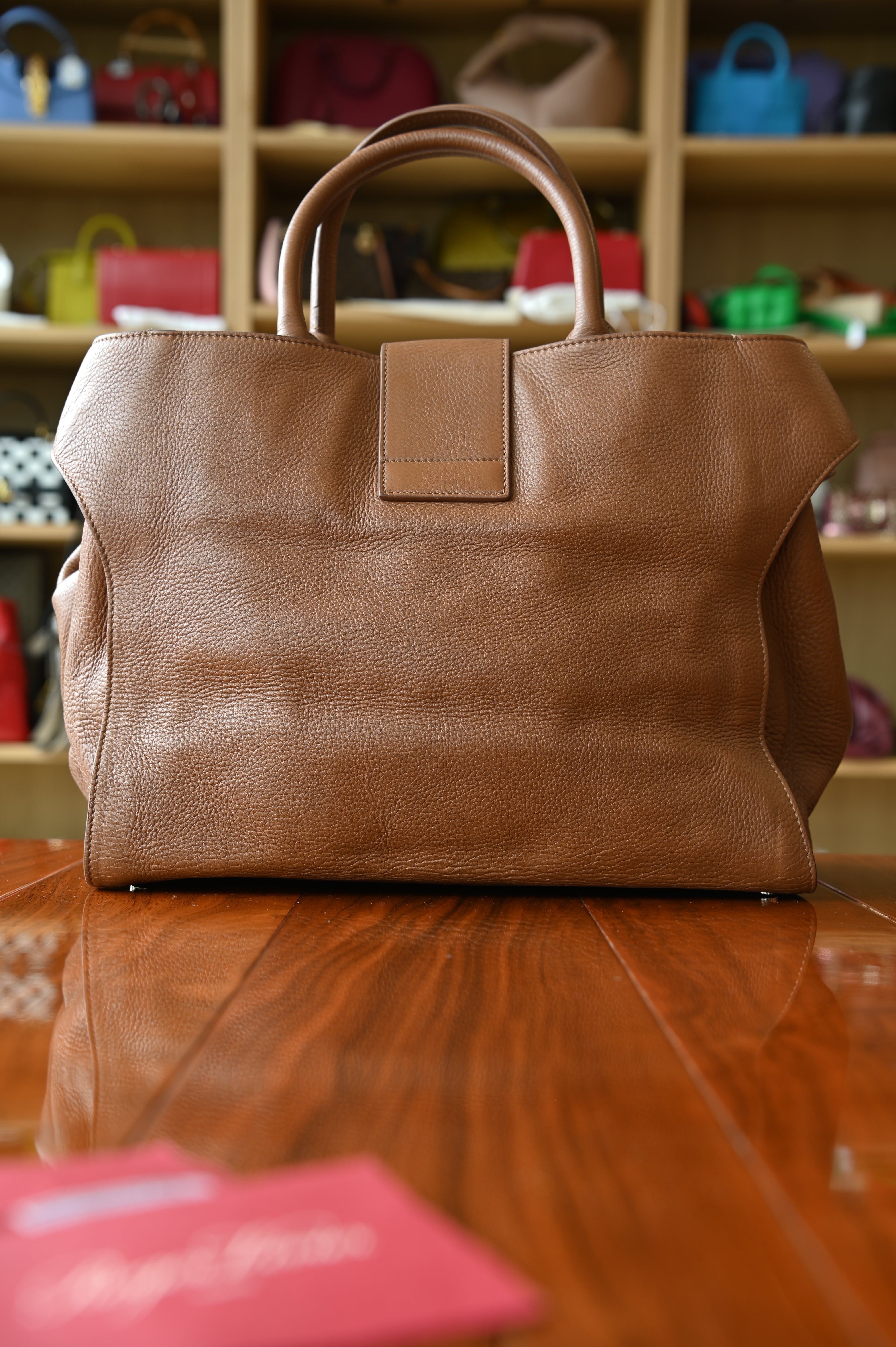 Roger Vivier Pilgrim De Jour Camel Tote Bag back