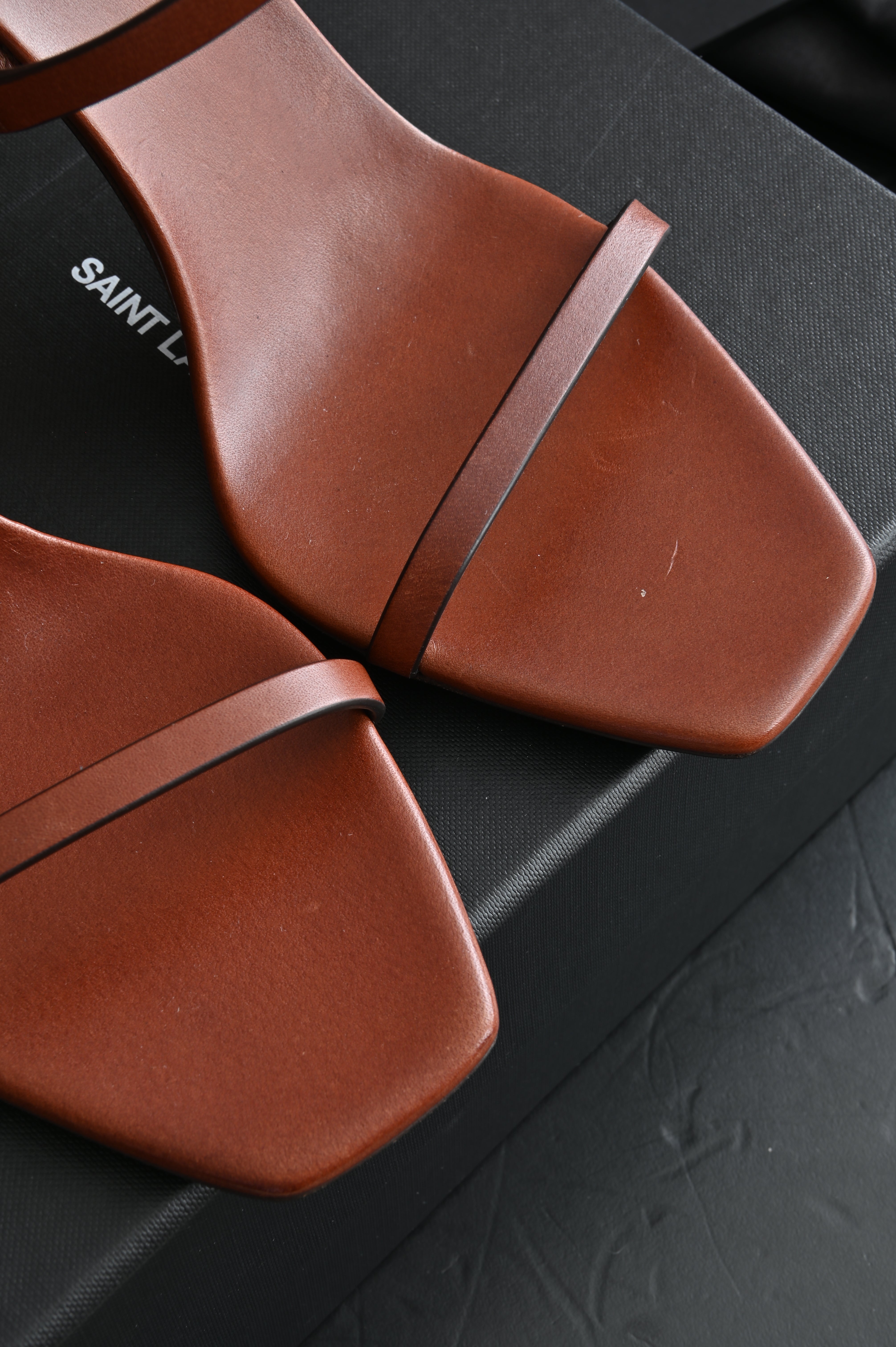 Saint Laurent 85mm Opyum Sandals in Tan size 38 in gold hardware