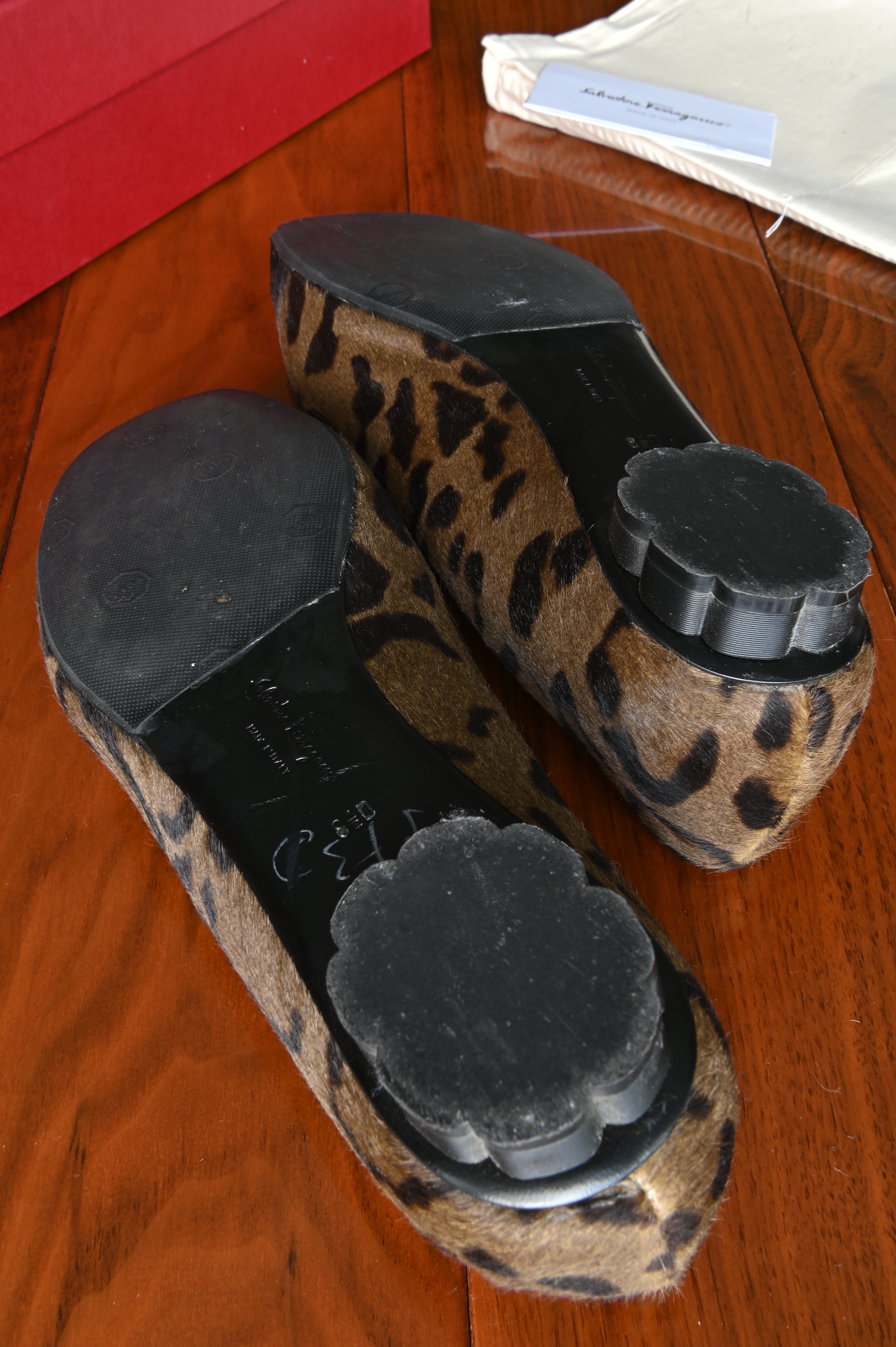 Salvatore Ferragamo Leopard Loafers bottom