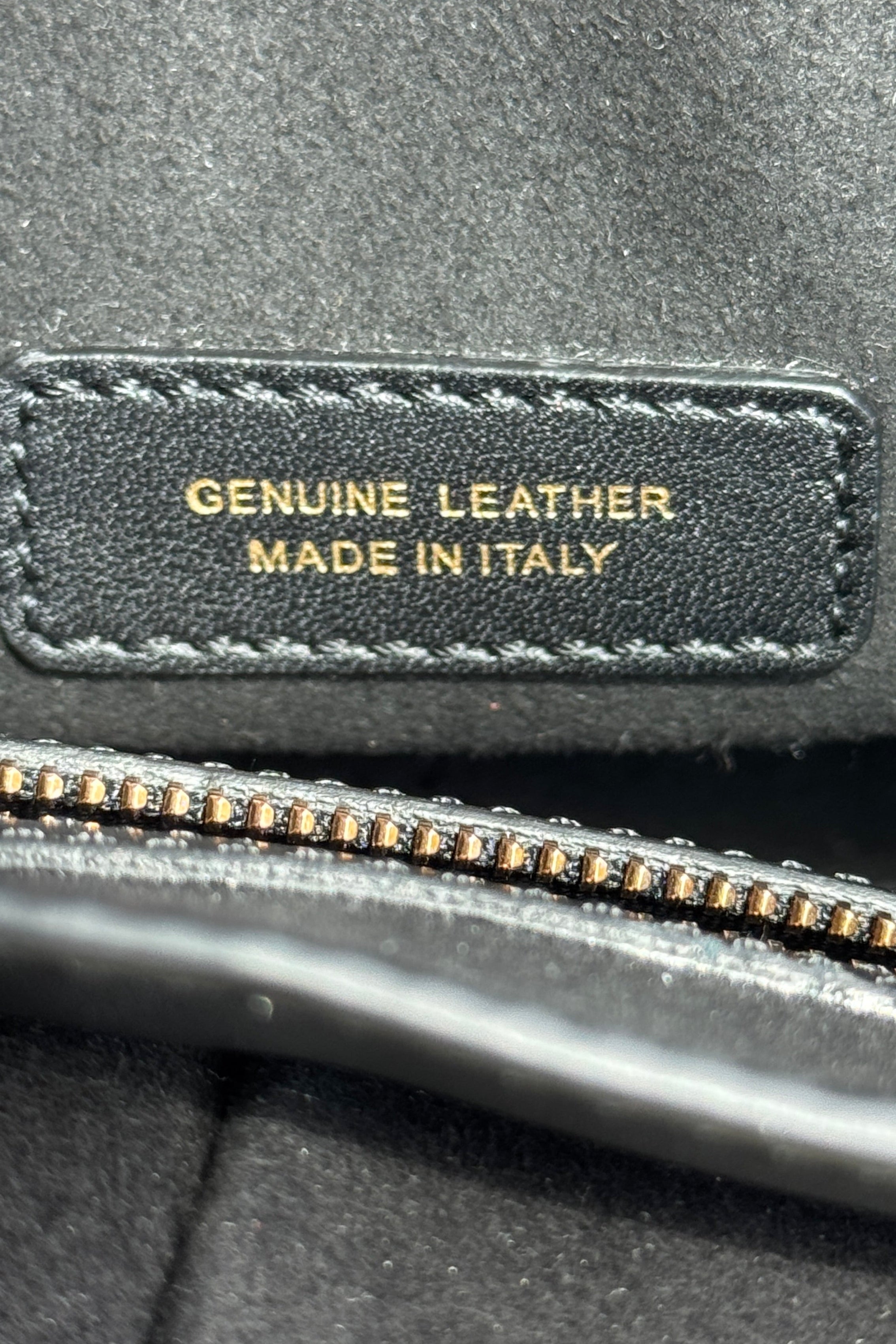 Tod's Black Lamb Leather Logo Crossbody Bag engrave