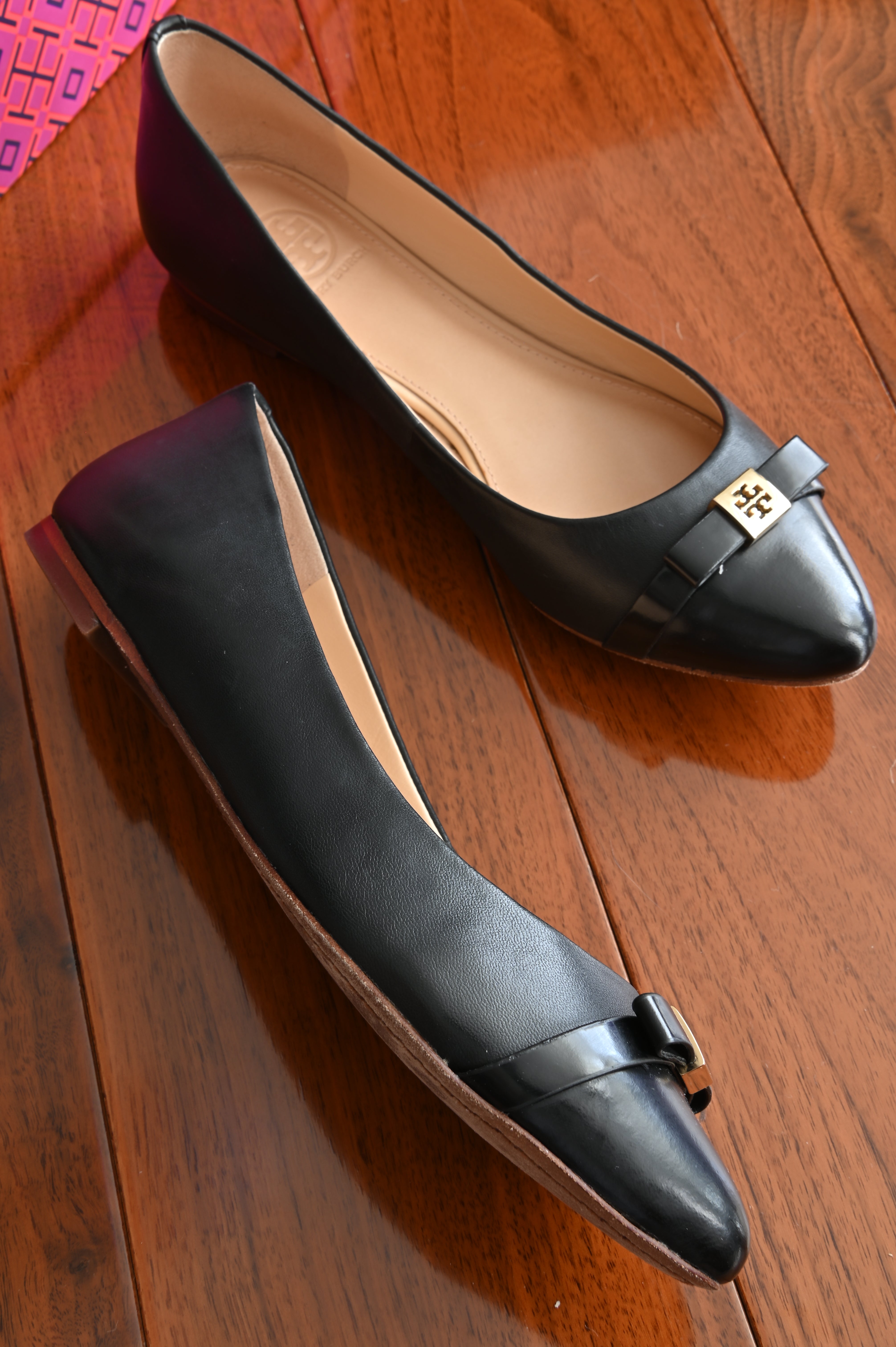 Tory Burch Black Ballet Flats right