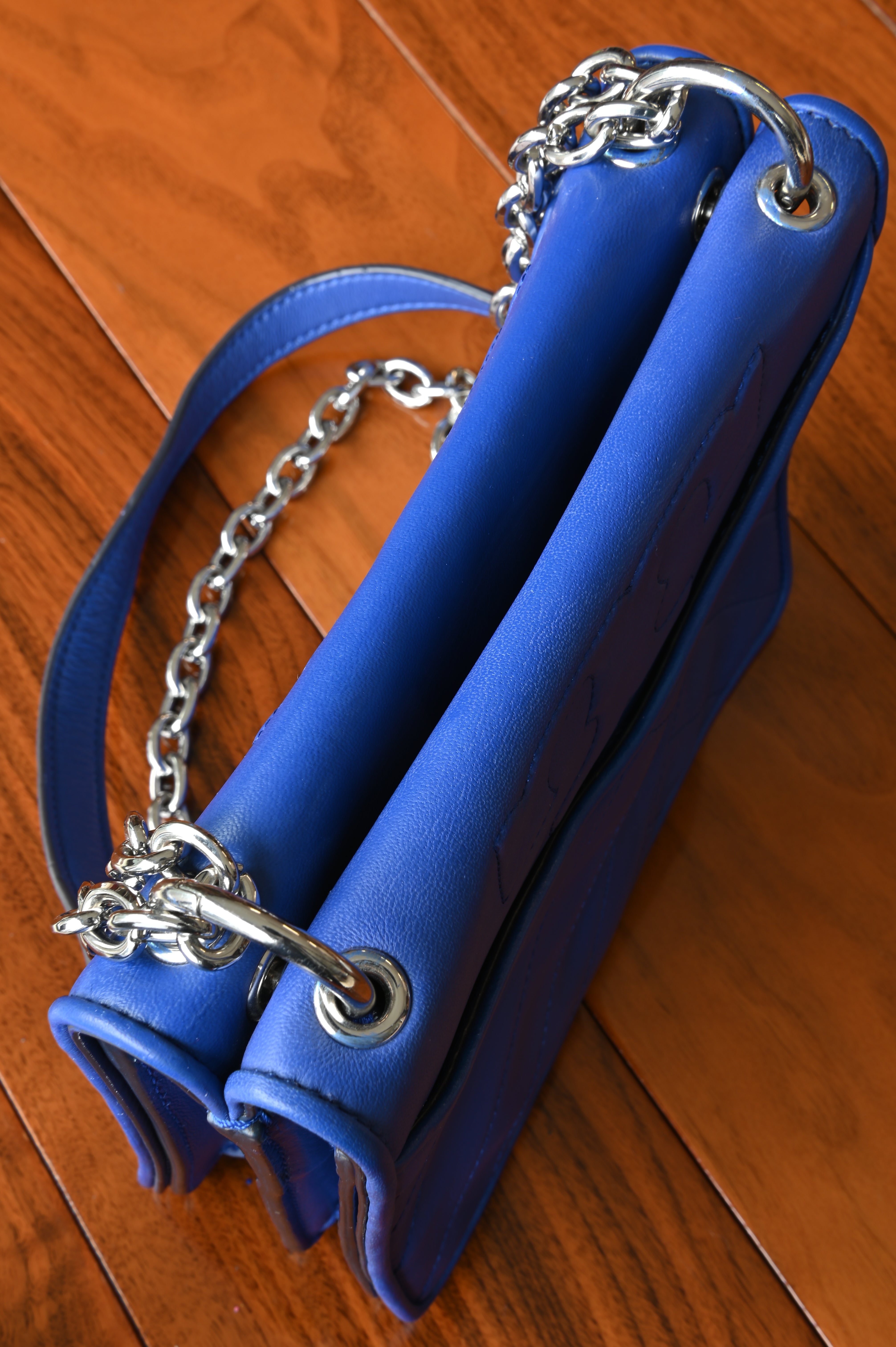 Tory Burch Navy Blue Alexa Shoulder Bag top