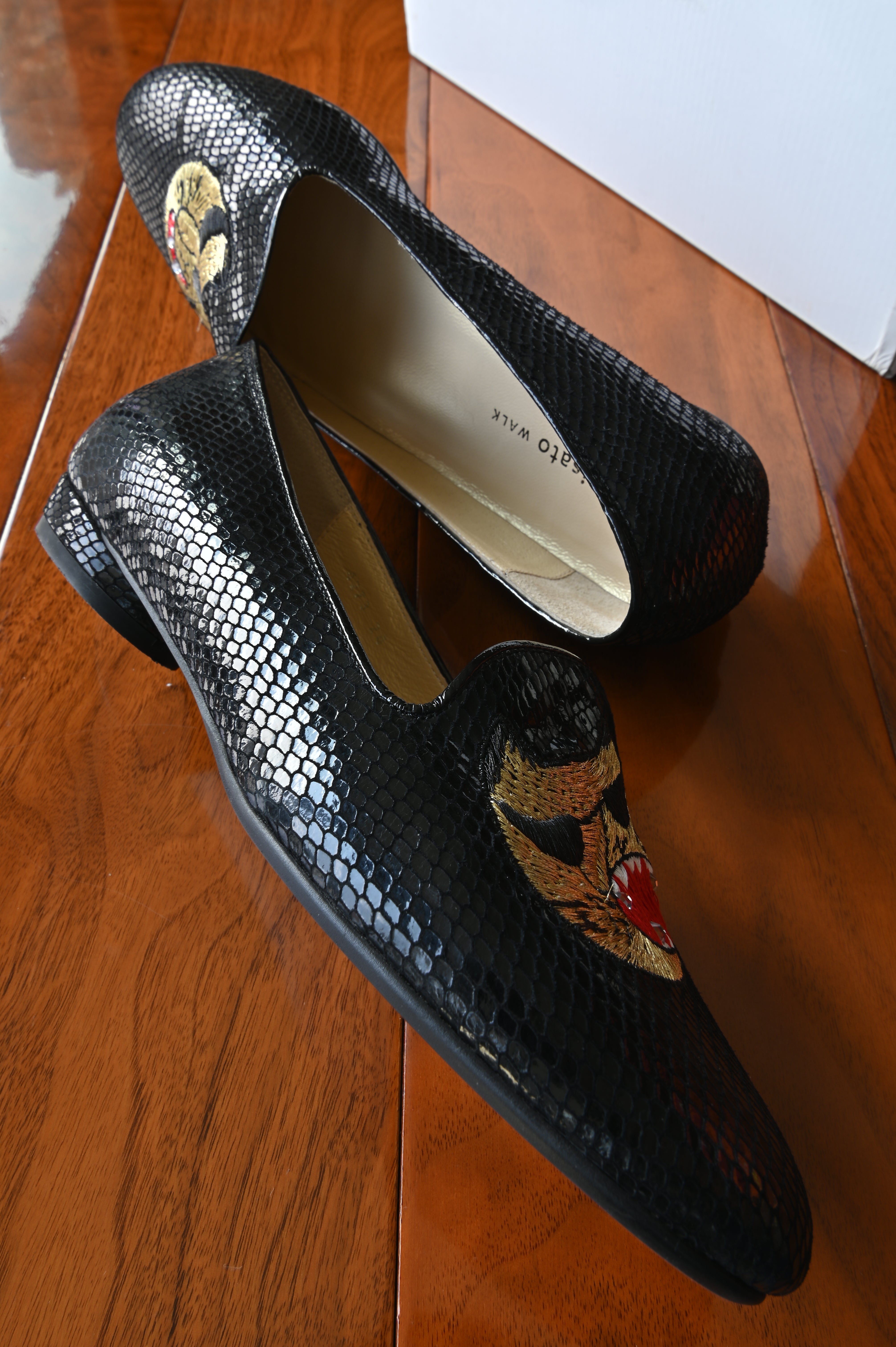 Tsumori Chisato Black Cat Canvas Loafers side