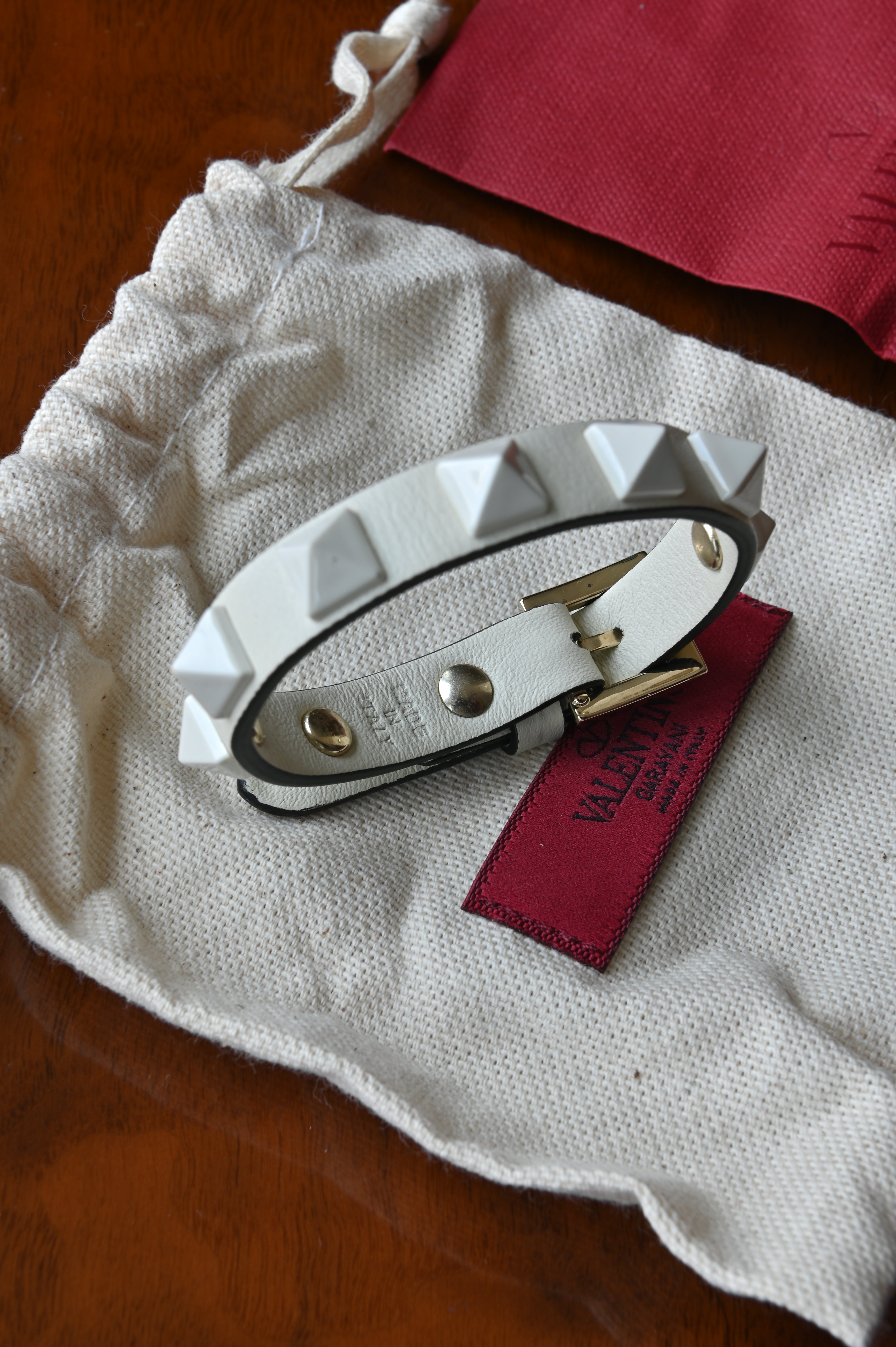 Valentino Garavani White Rockstud leather bracelet angle three
