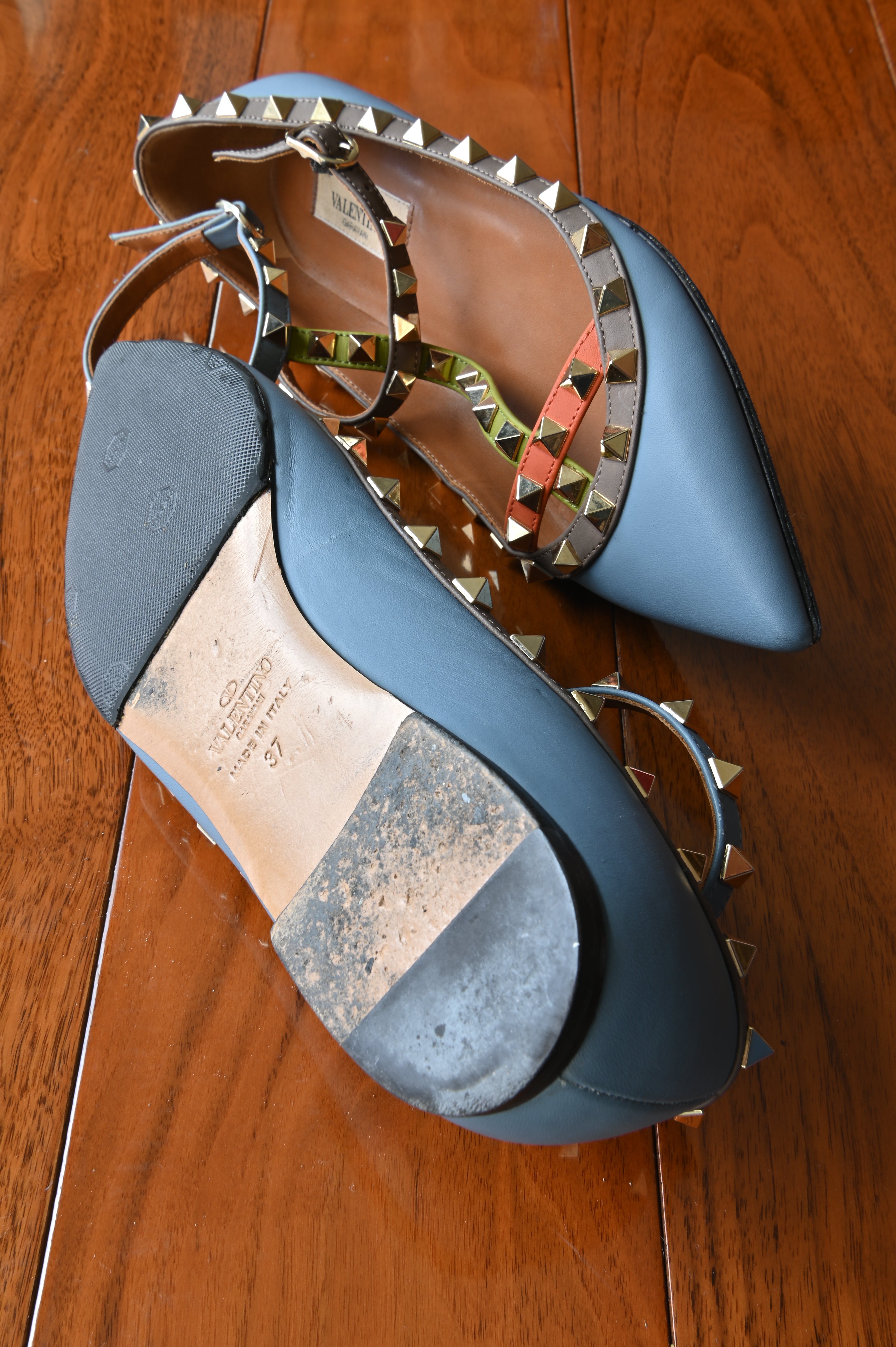 Valentino Rockstud Blue Cage Flats side two