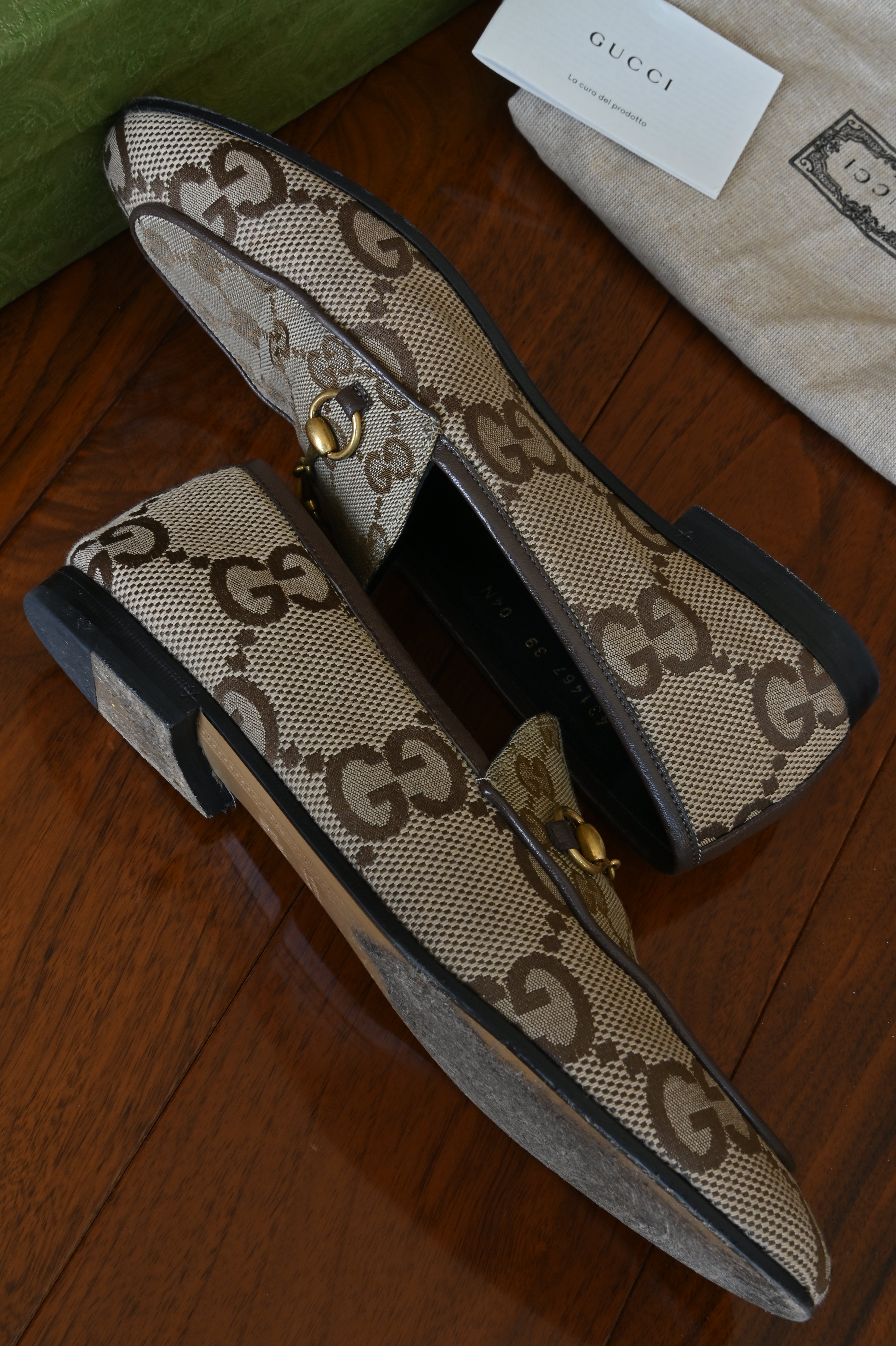 Women's Gucci Jordaan Loafers side